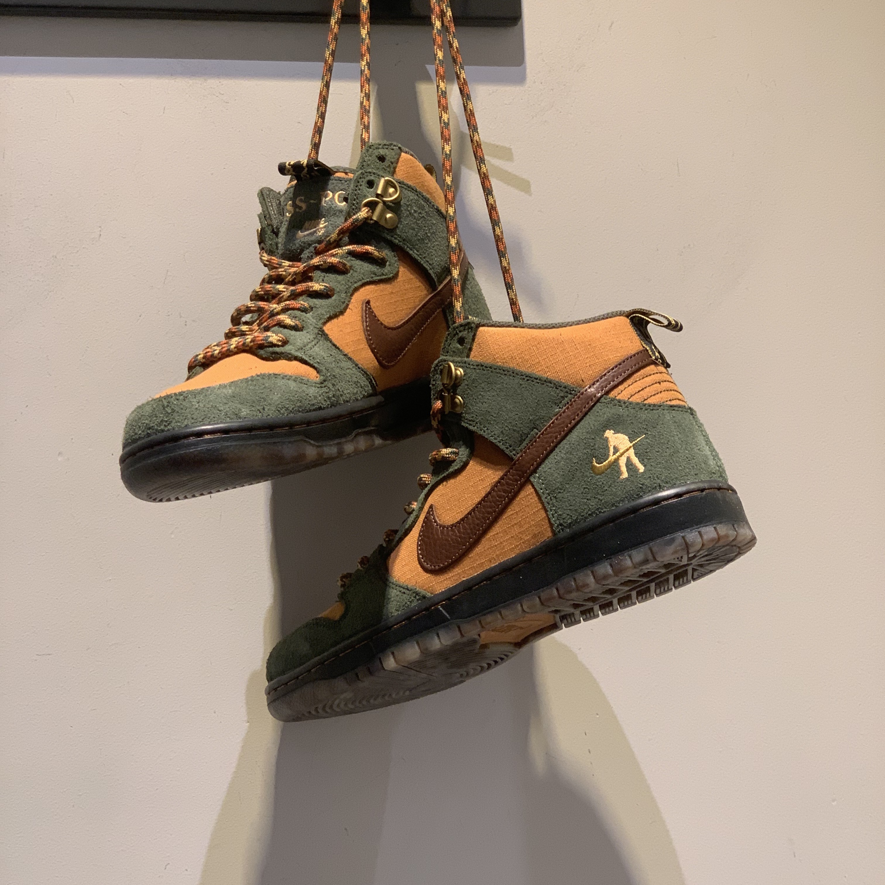 Nike SB Dunk High Pro QS Pass~Port 착용 스타일 - 2