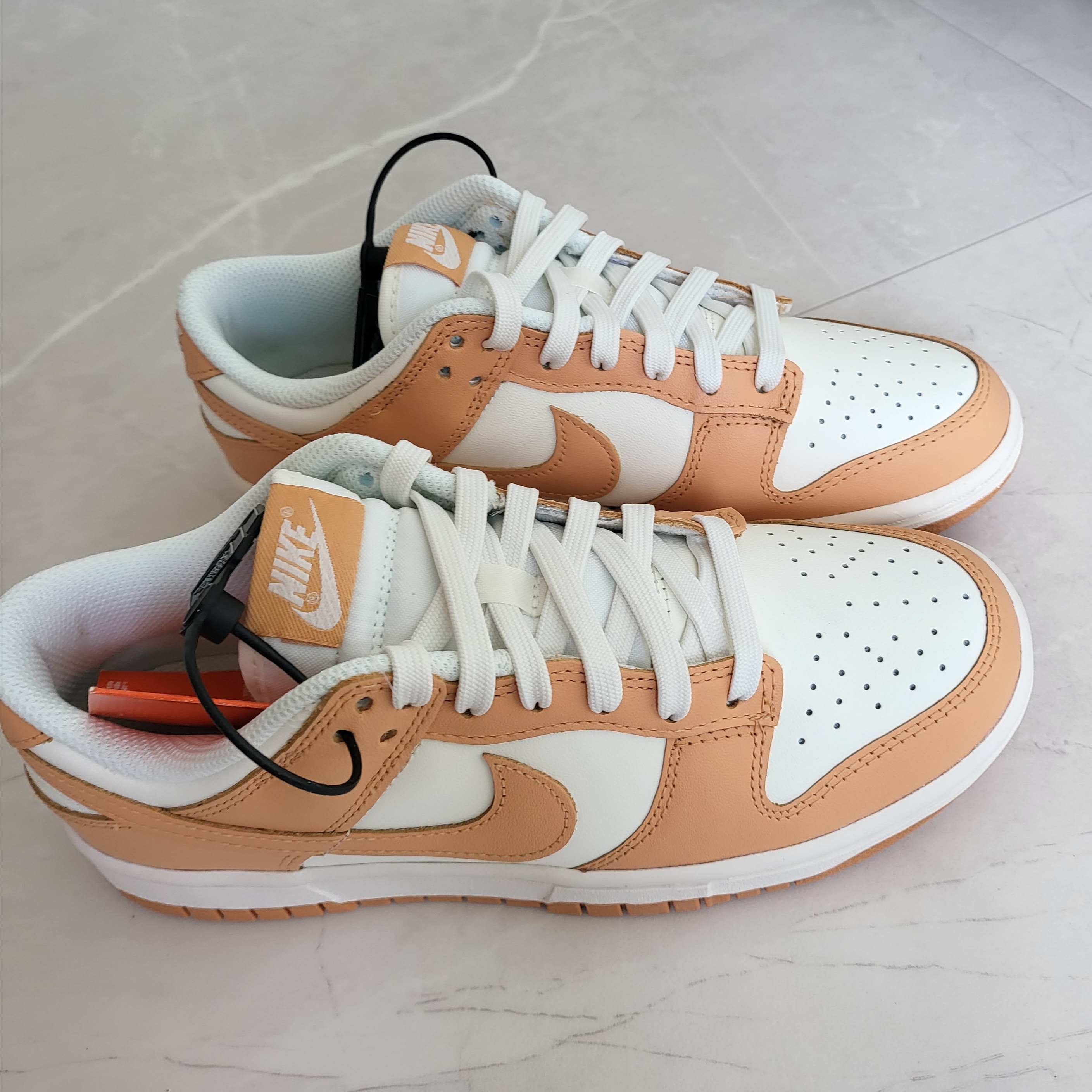 (W) Nike Dunk Low Harvest Moon 착용 스타일