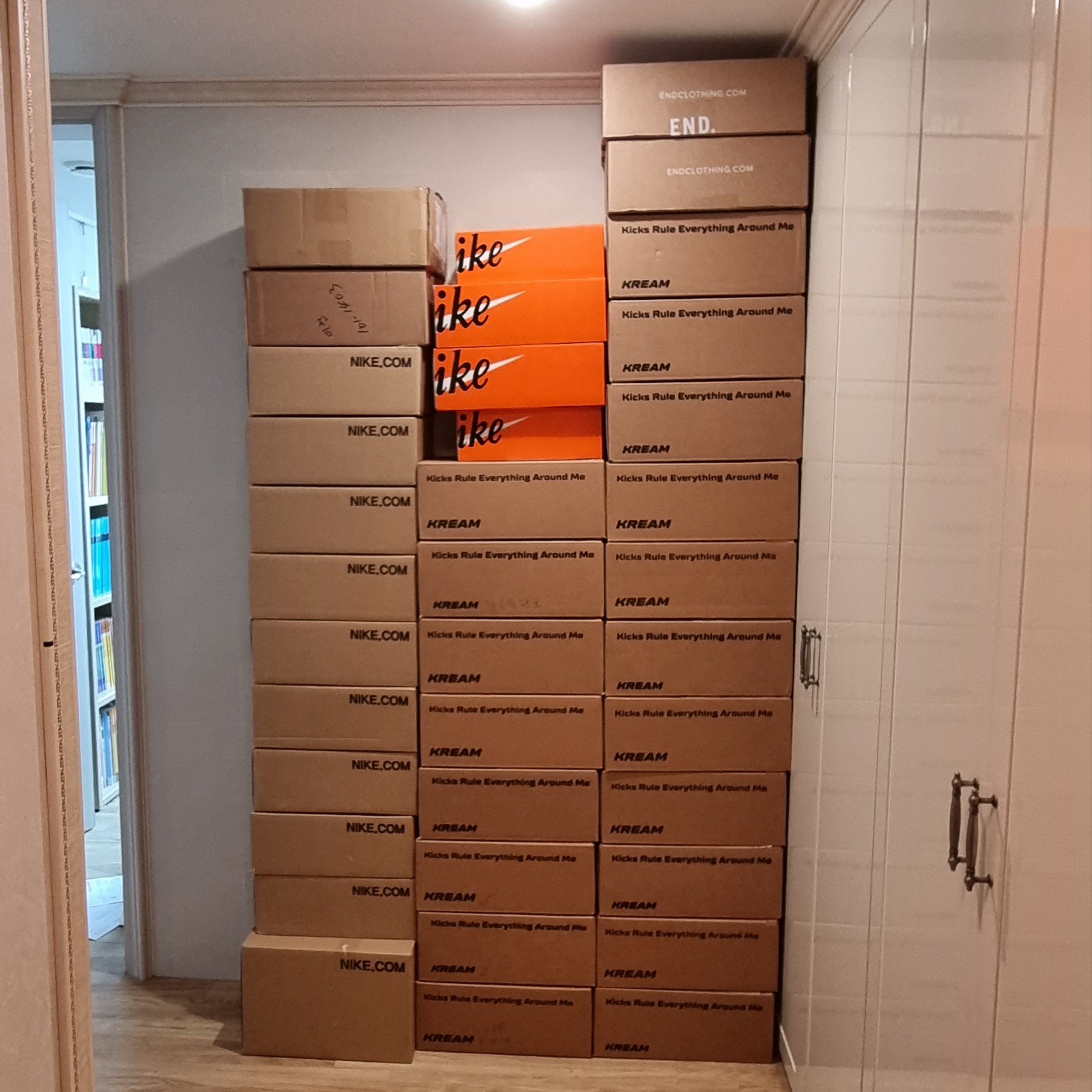 Jordan 1 x Travis Scott Retro High OG SP Mocha, Jordan 1 Retro High OG Black Mocha 착용 스타일