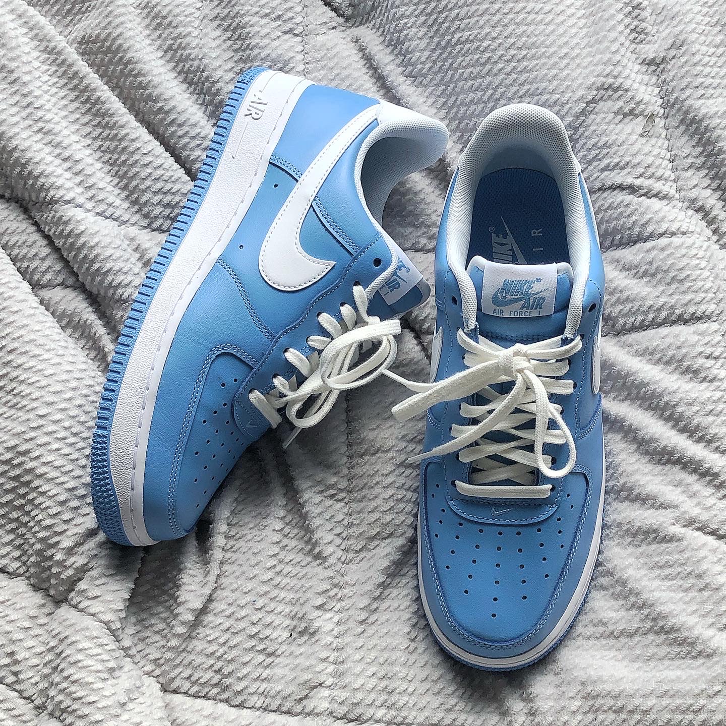 Nike Air Force 1 '07 Low University Blue 착용 스타일 - 3