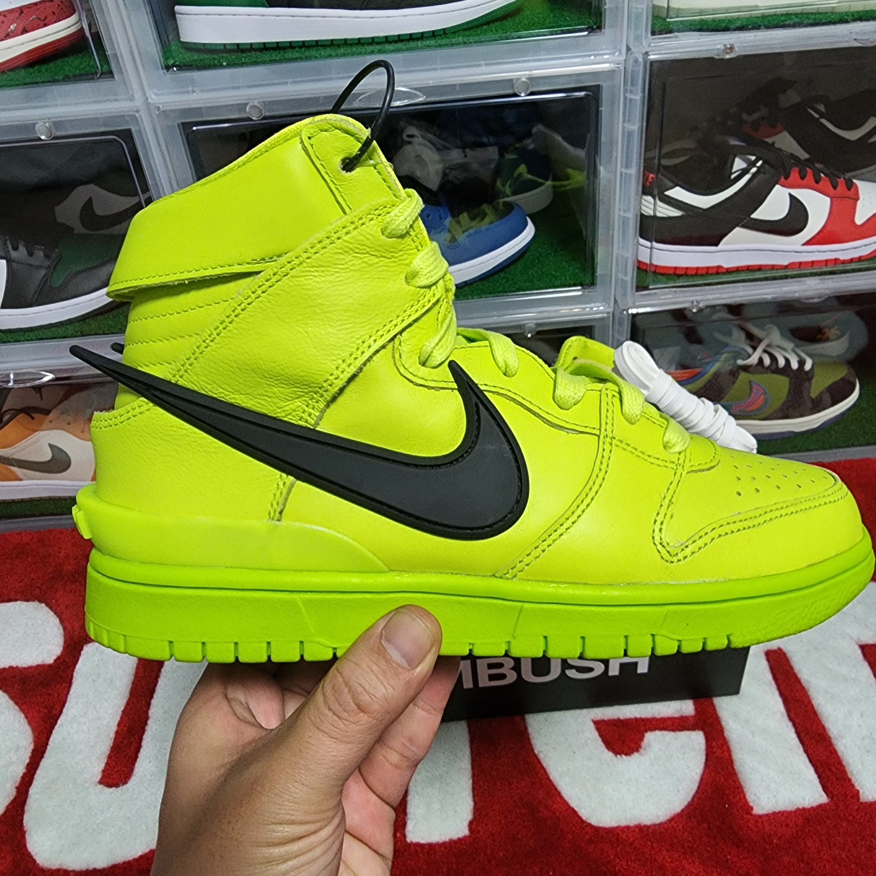 Nike x Ambush Dunk High Flash Lime 착용 스타일 - 1