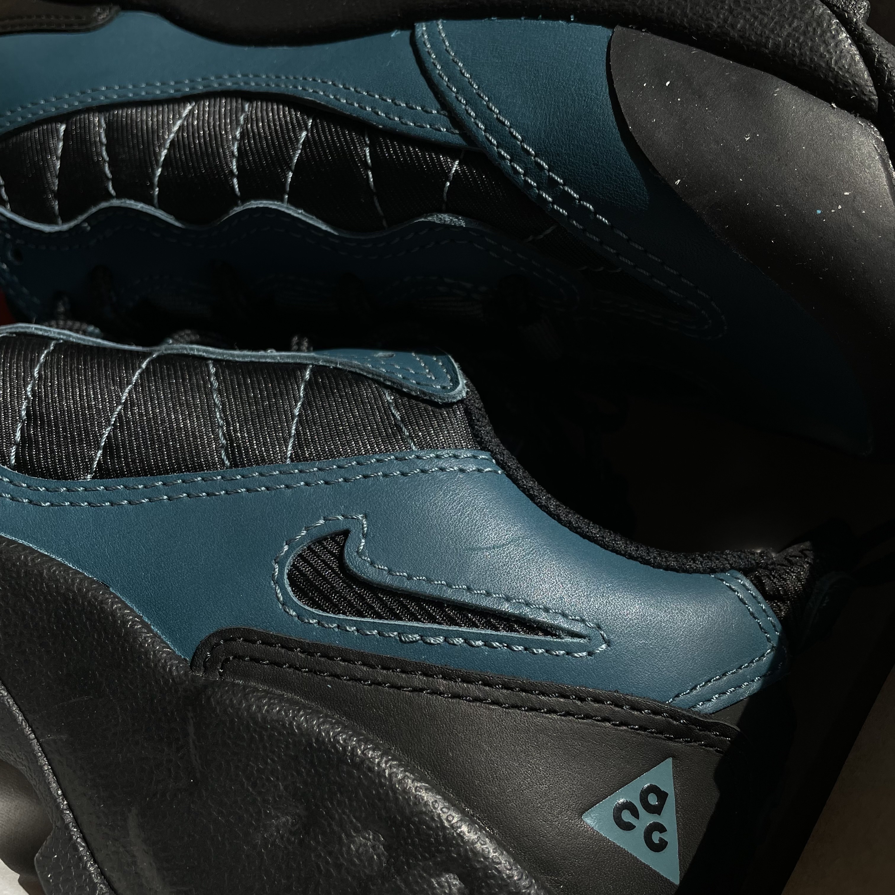 Nike ACG Air Mada Ash Green 착용 스타일