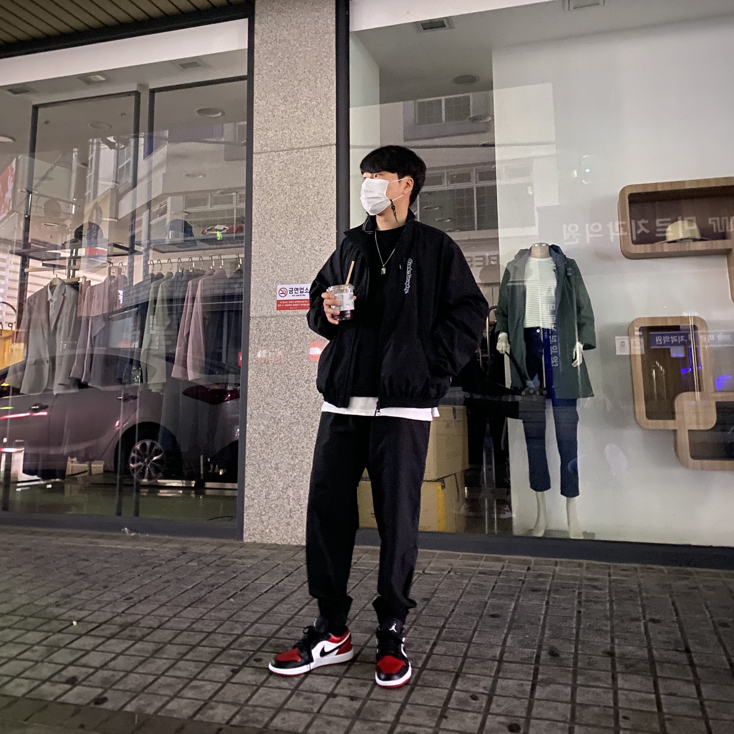 Jordan 1 Low Bred Toe 착용 스타일 - 2