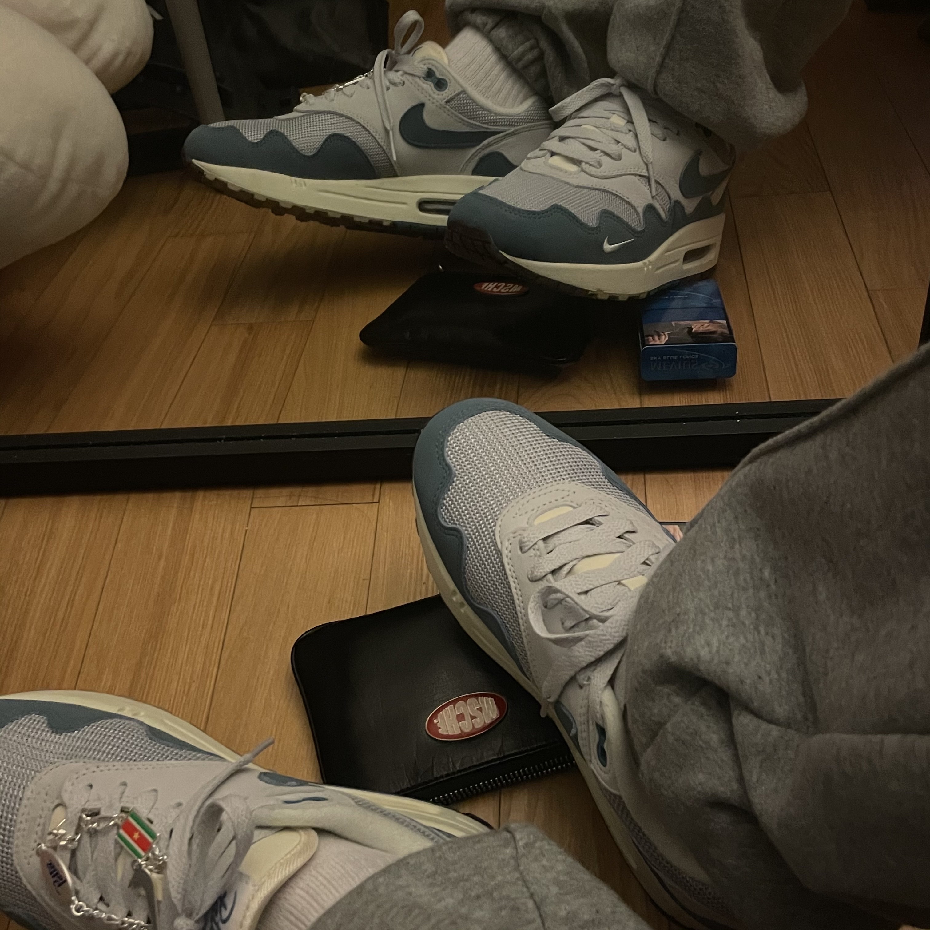 Nike x Patta Air Max 1 Noise Aqua 착용 스타일 - 3