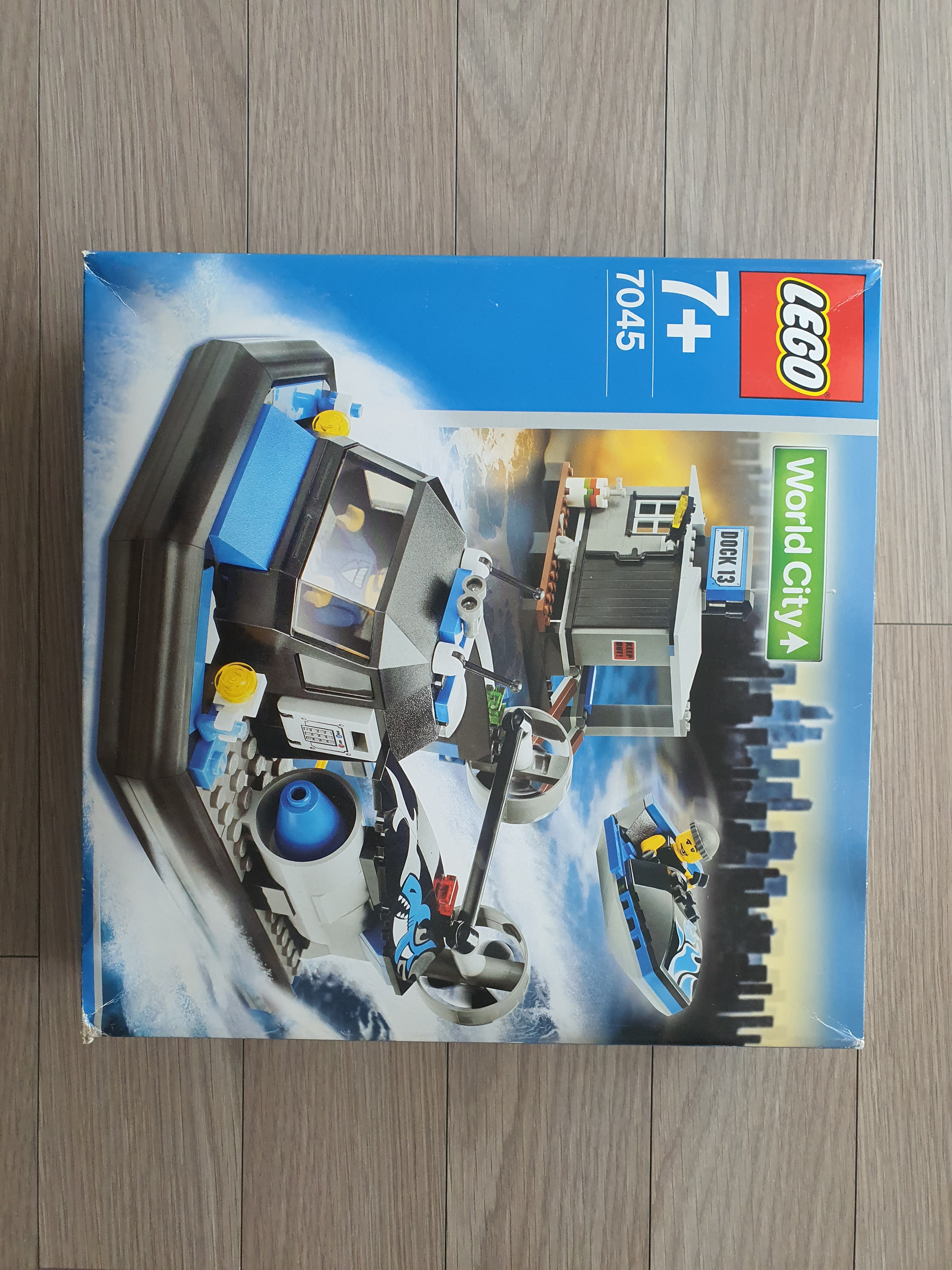 Lego Hovercraft Hideout 착용 스타일 - 1