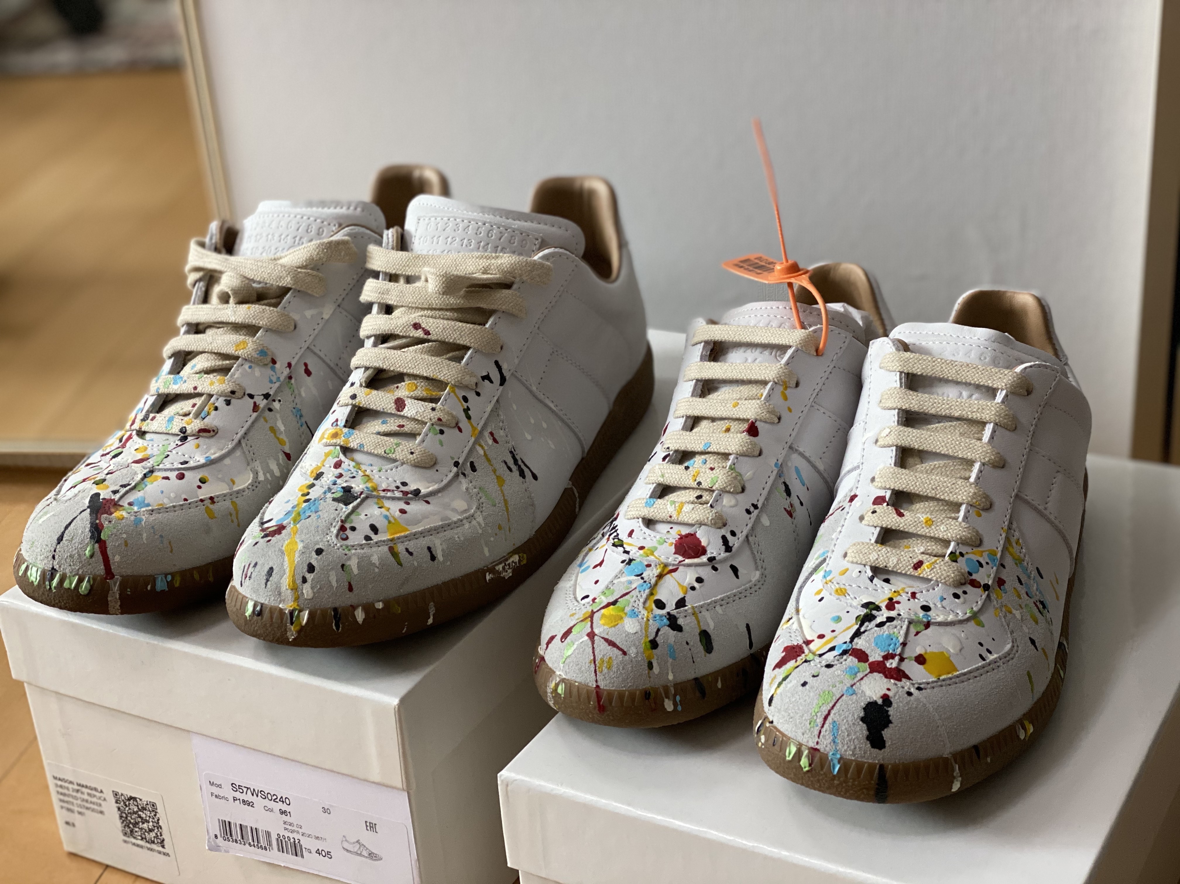 Maison Margiela Replica Paint Drop Sneakers, (W) Maison Margiela Replica Paint Drop Sneakers Grey 착용 스타일 - 2