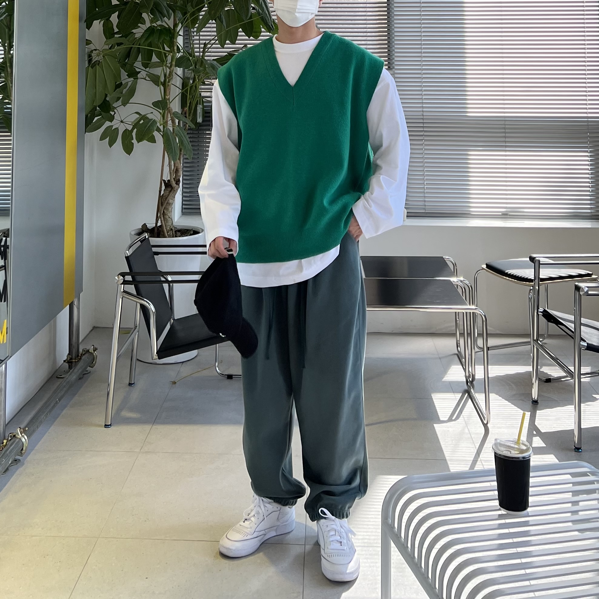 Reebok x Maison Margiela Club C TL White 착용 스타일 - 2