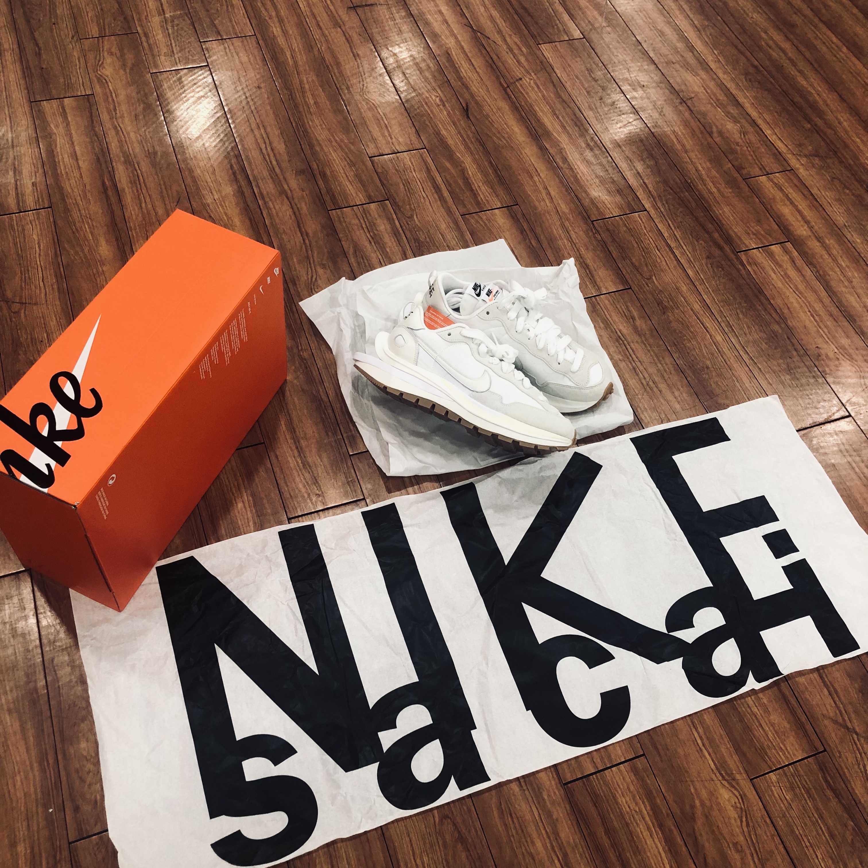 Nike x Sacai VaporWaffle White and Gum 착용 스타일 - 1