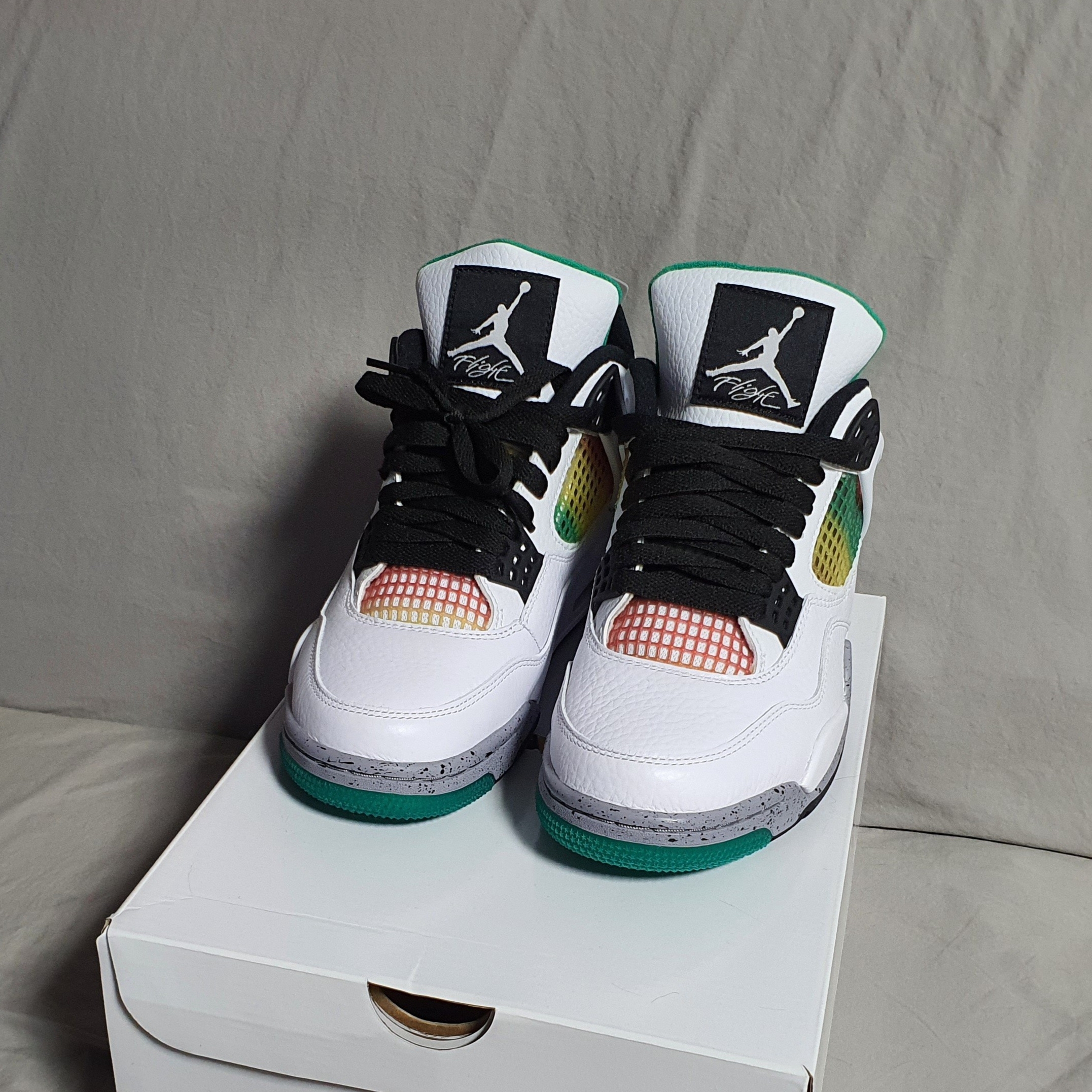 (W) Jordan 4 Retro Lucid Green 착용 스타일 - 1