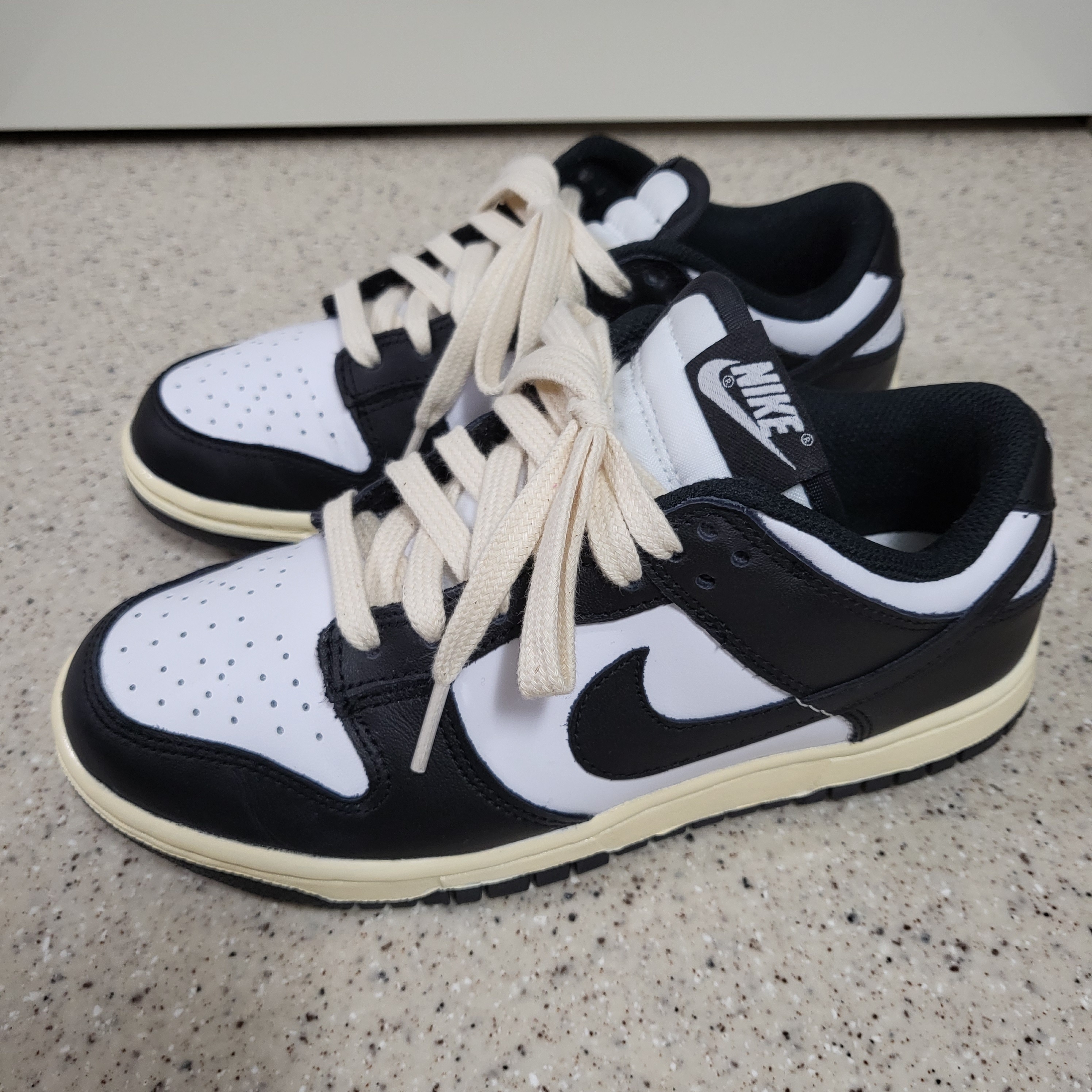 Nike Dunk Low Retro Black 착용 스타일 - 4