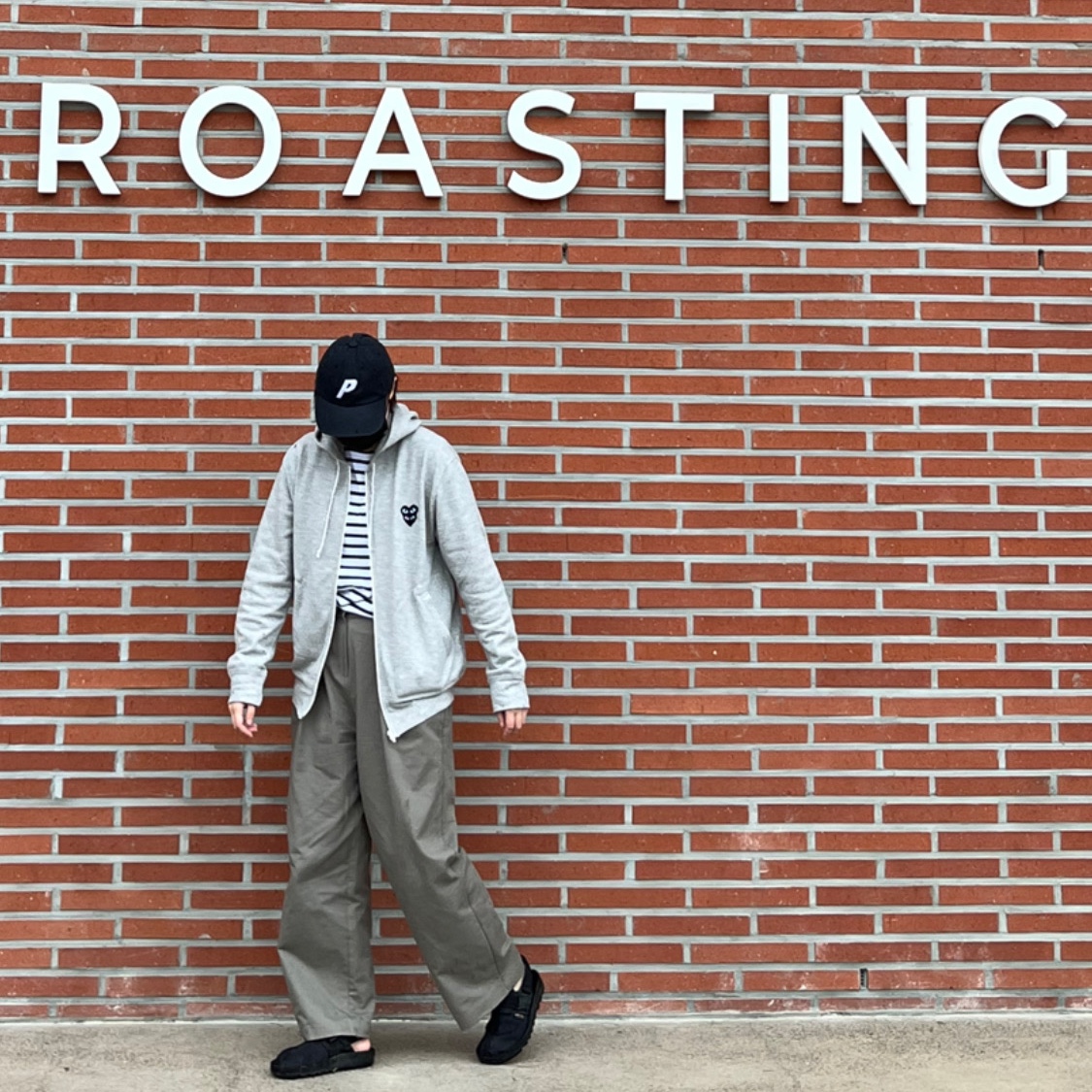 Palace Washed Twill P 6-Panel Black - 22SS 착용 스타일
