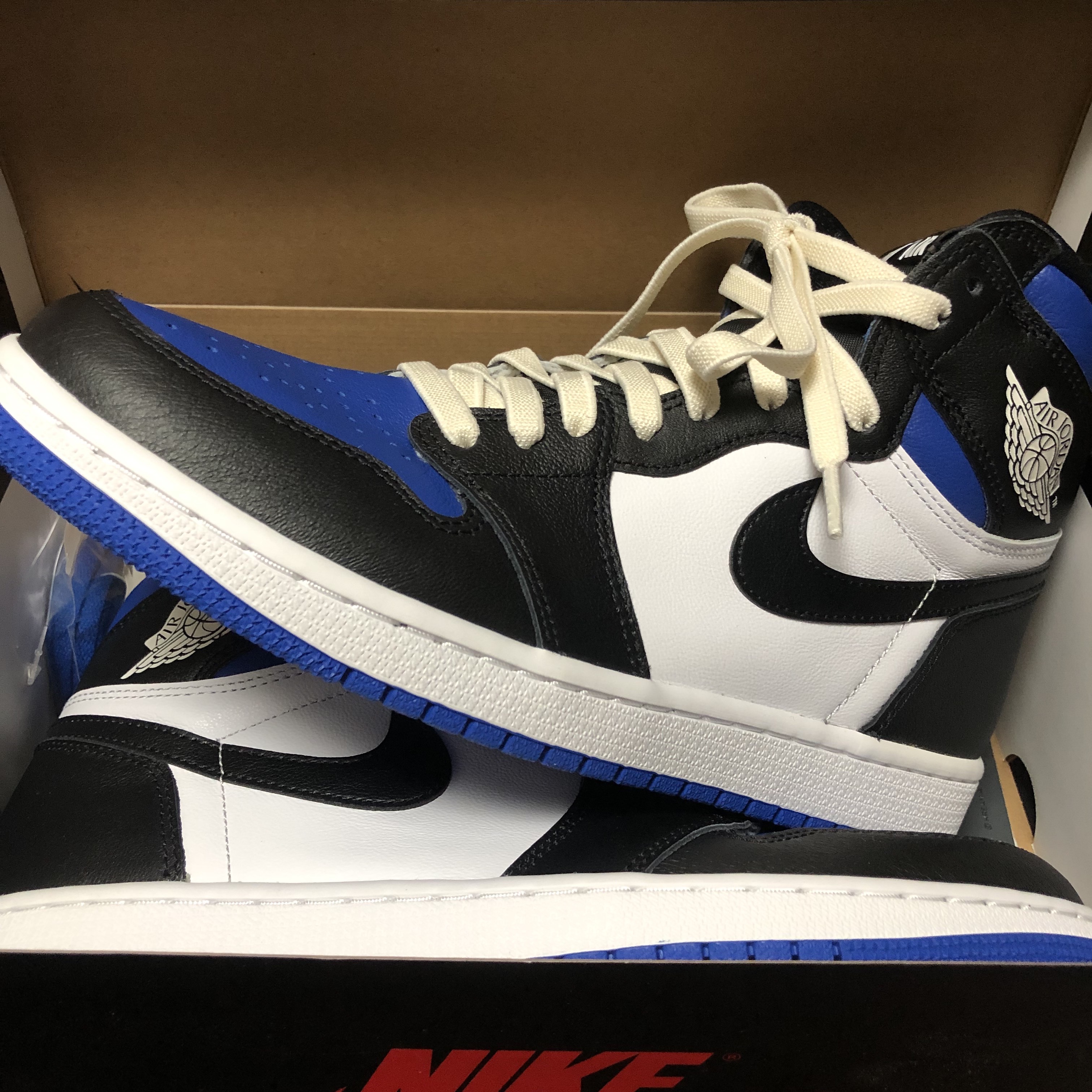 Jordan 1 Retro High OG Royal Toe 착용 스타일
