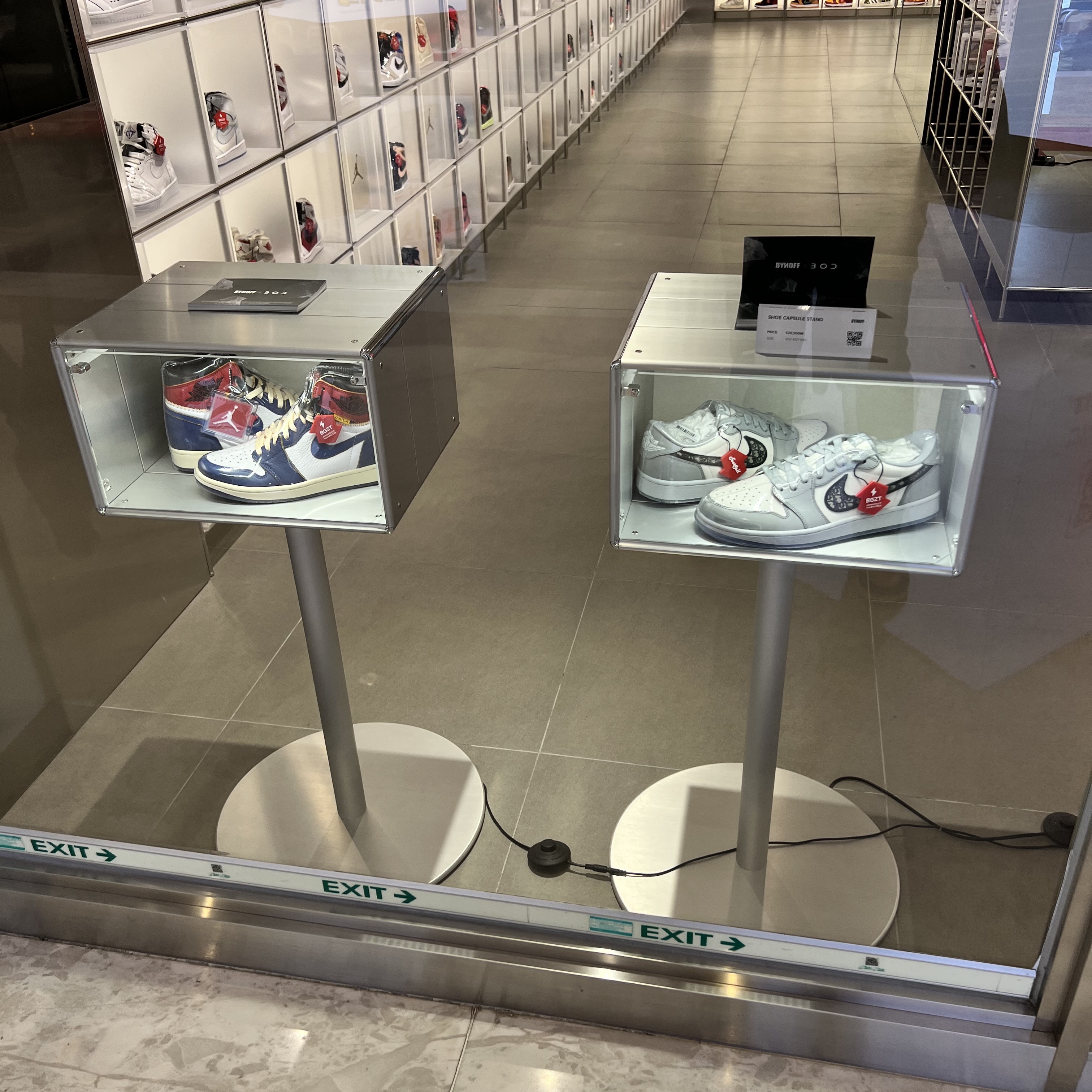 Jordan 1 x Union Retro High Black Toe, Jordan 1 x Dior Low OG 착용 스타일 - 2