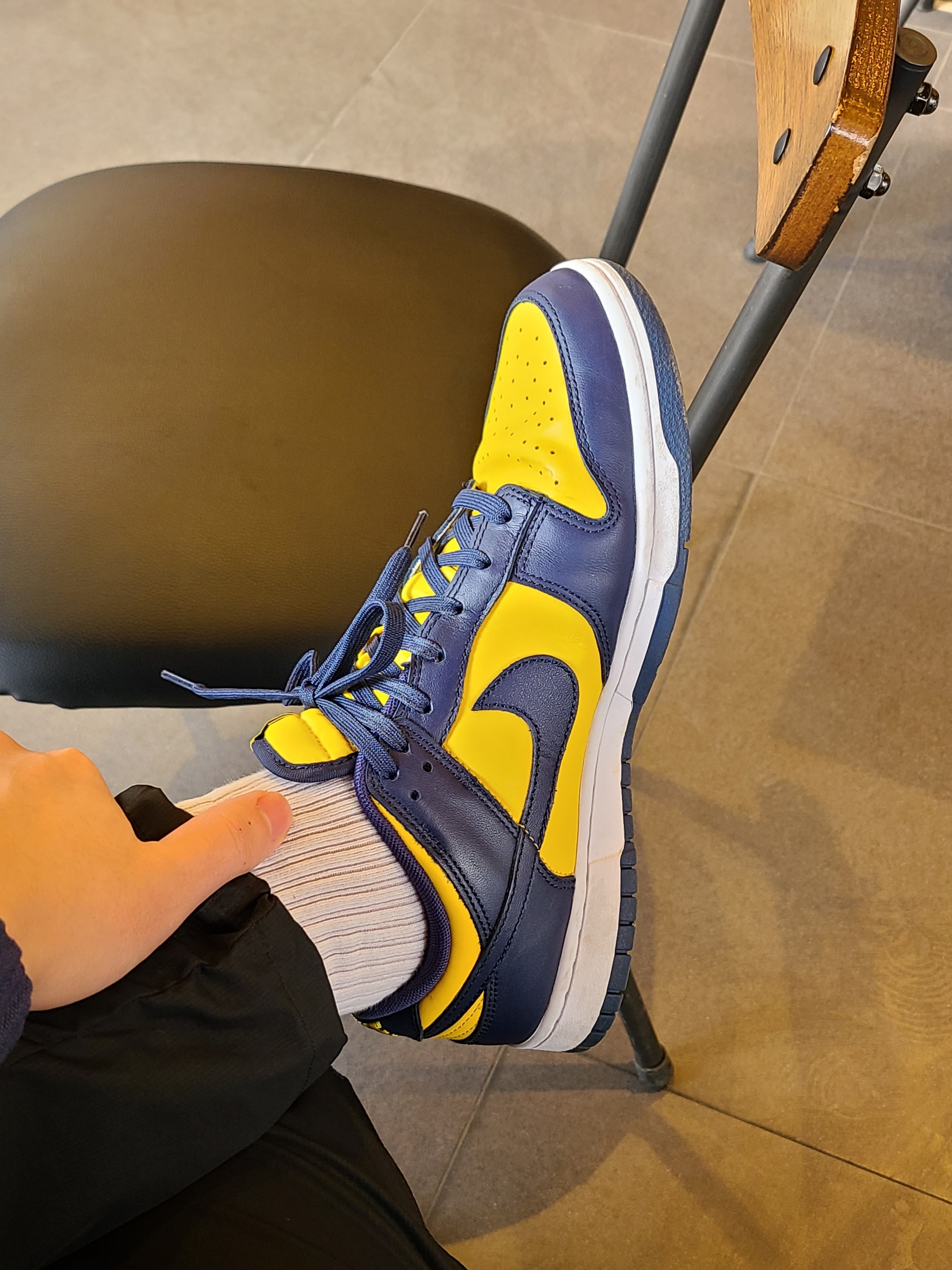 Nike Dunk Low Retro Varsity Maize 착용 스타일 - 1