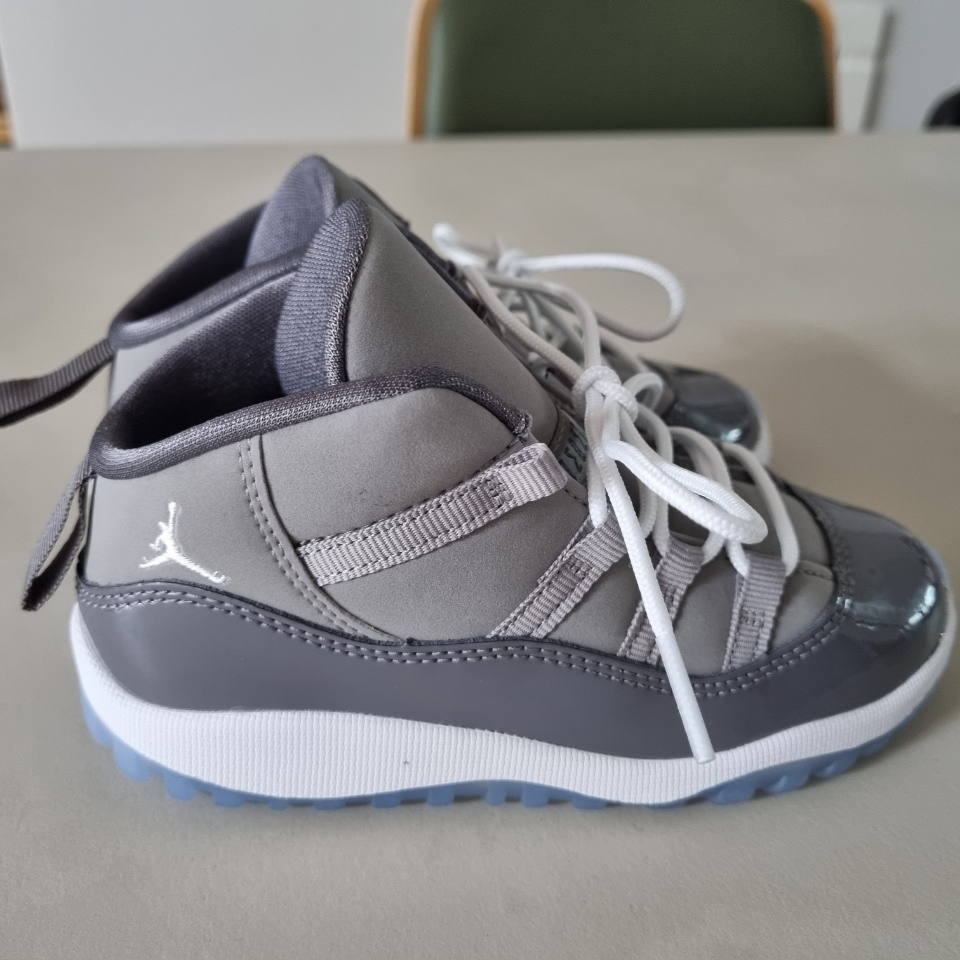(TD) Jordan 11 Retro Cool Grey 2021 착용 스타일 - 2