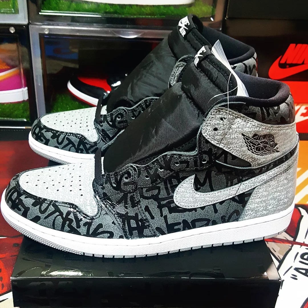 Jordan 1 Retro High OG Rebellionaire 착용 스타일 - 5
