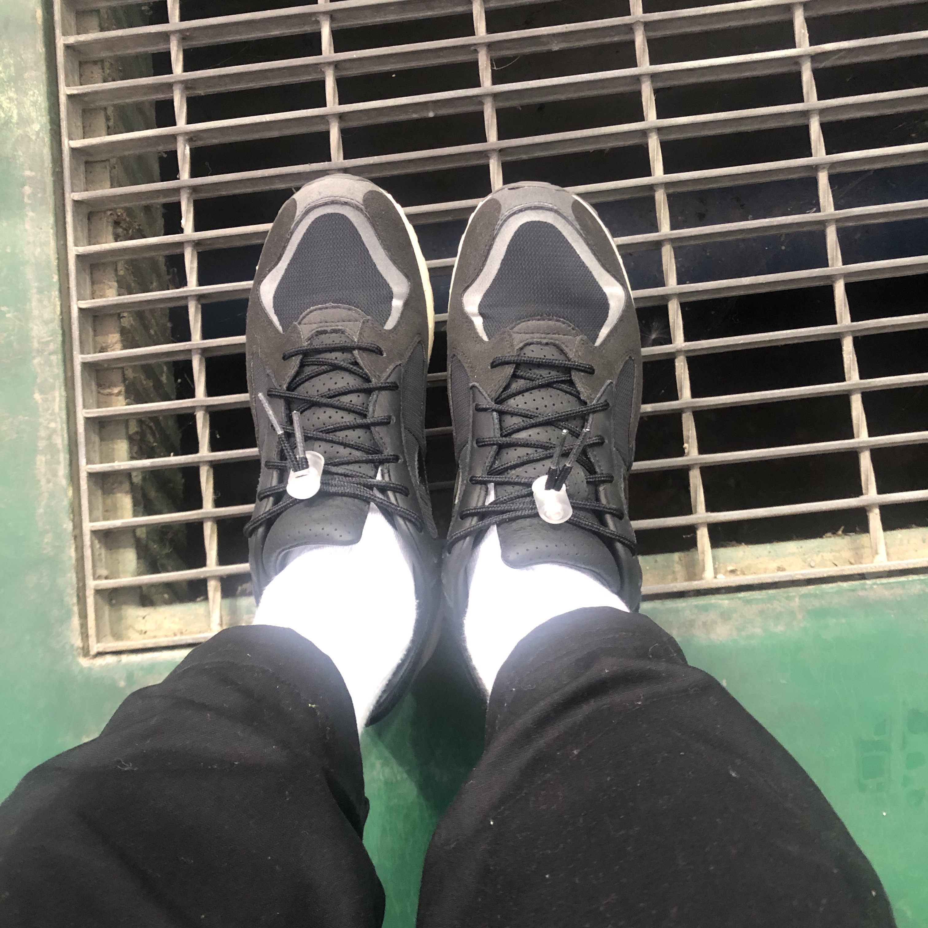 Nike x Fear of God Air Skylon 2 Black Sail 착용 스타일