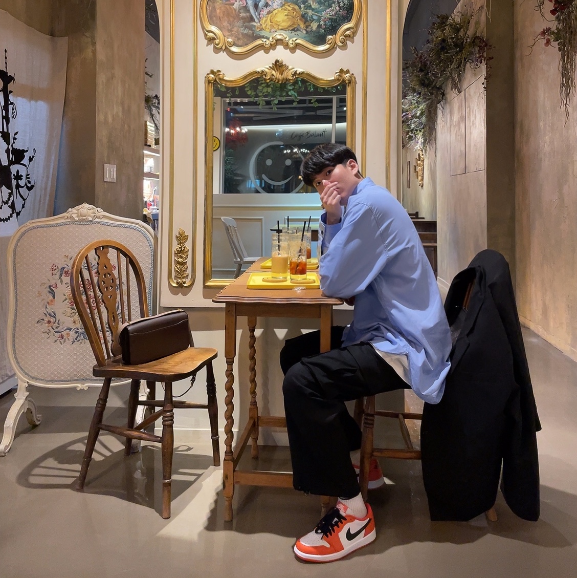 Zara x Ader Error Oversized Shirt Sky Blue, Jordan 1 Low OG Starfish 착용 스타일