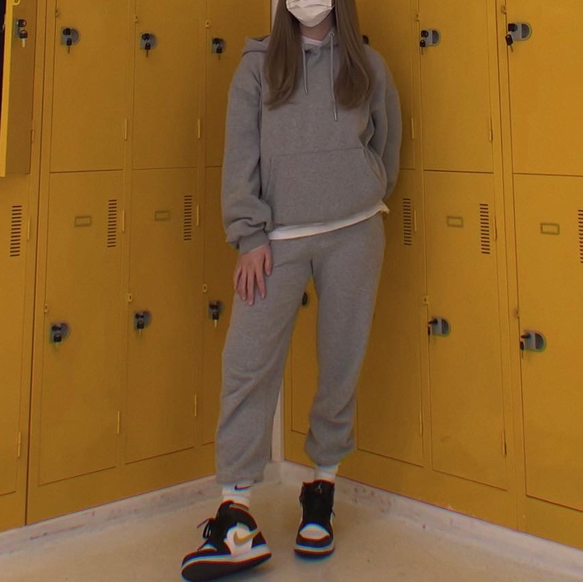 Jordan 1 Mid Pollen 착용 스타일 - 2
