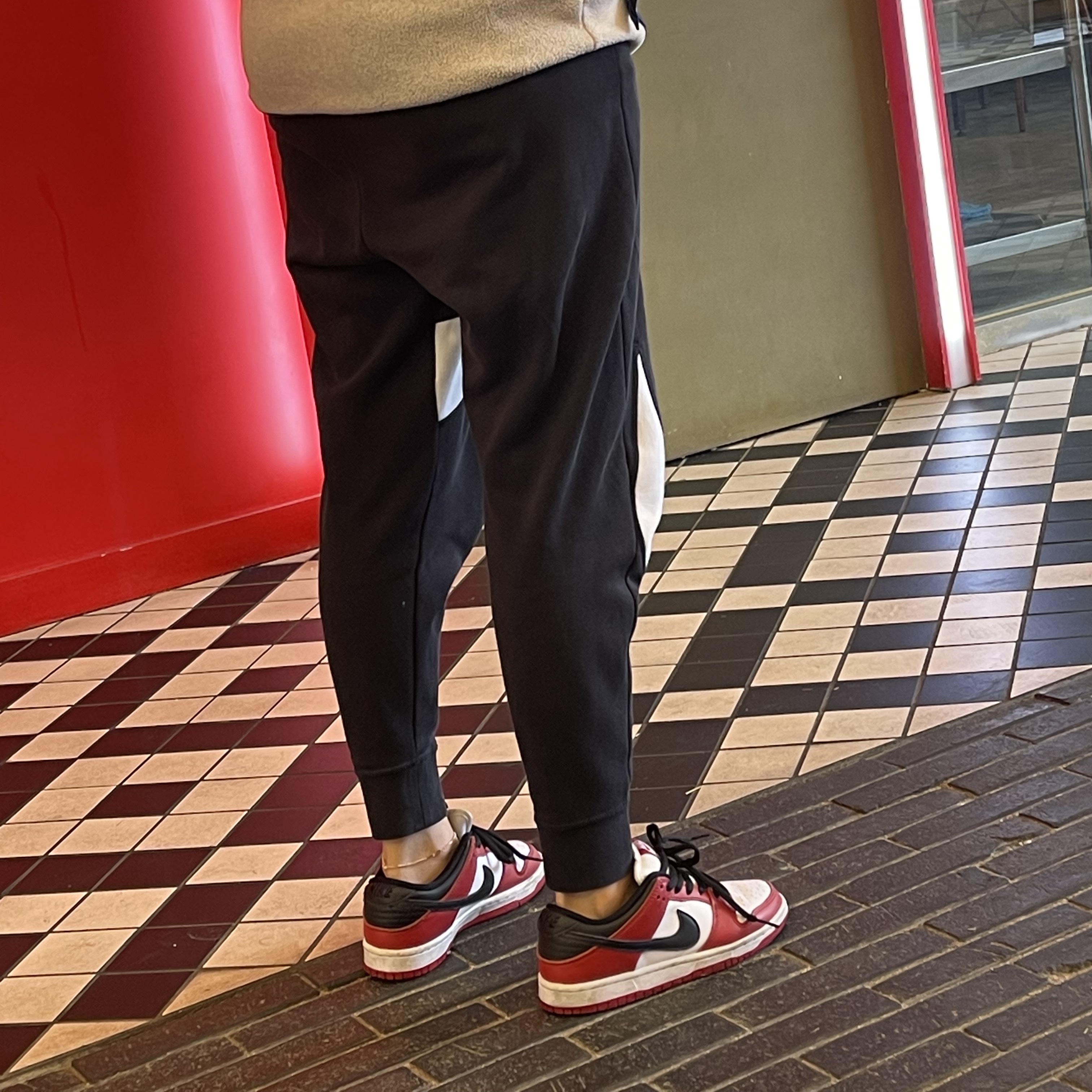 Nike SB Dunk Low Pro Chicago 착용 스타일