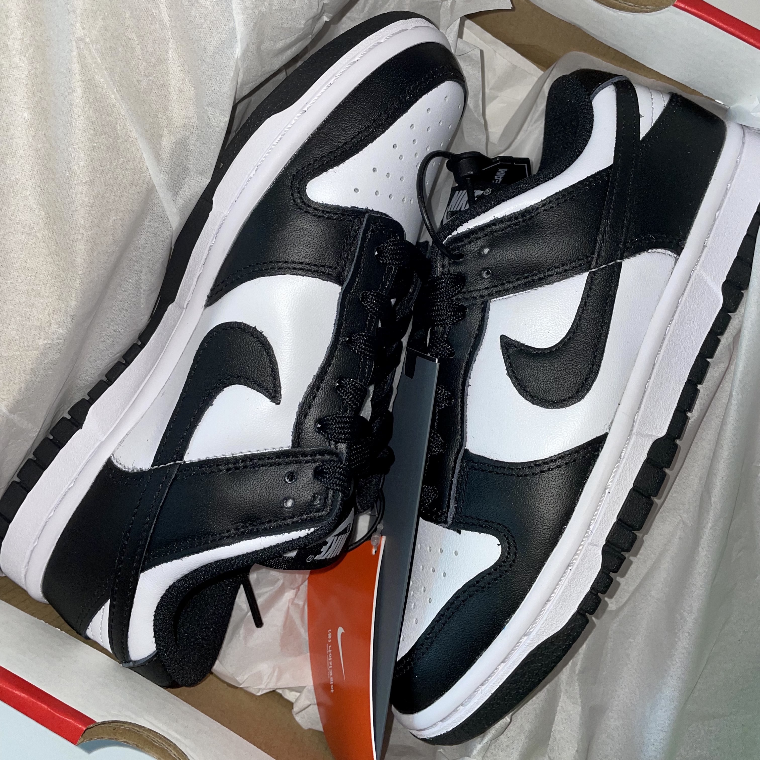 (W) Nike Dunk Low Black 착용 스타일