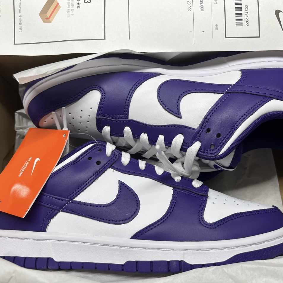Nike Dunk Low Retro Championship Court Purple 착용 스타일