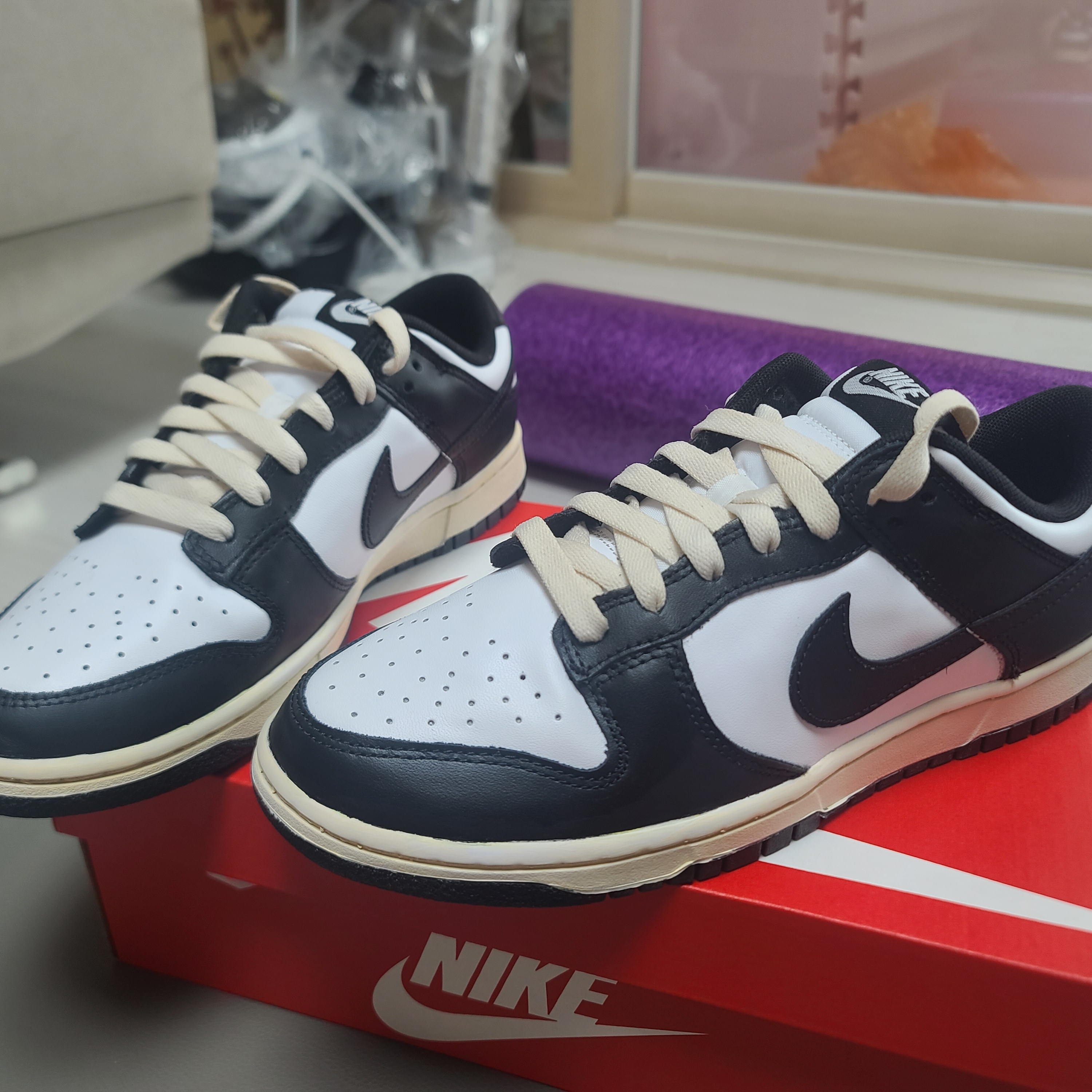 Nike Dunk Low Retro Black 착용 스타일 - 2