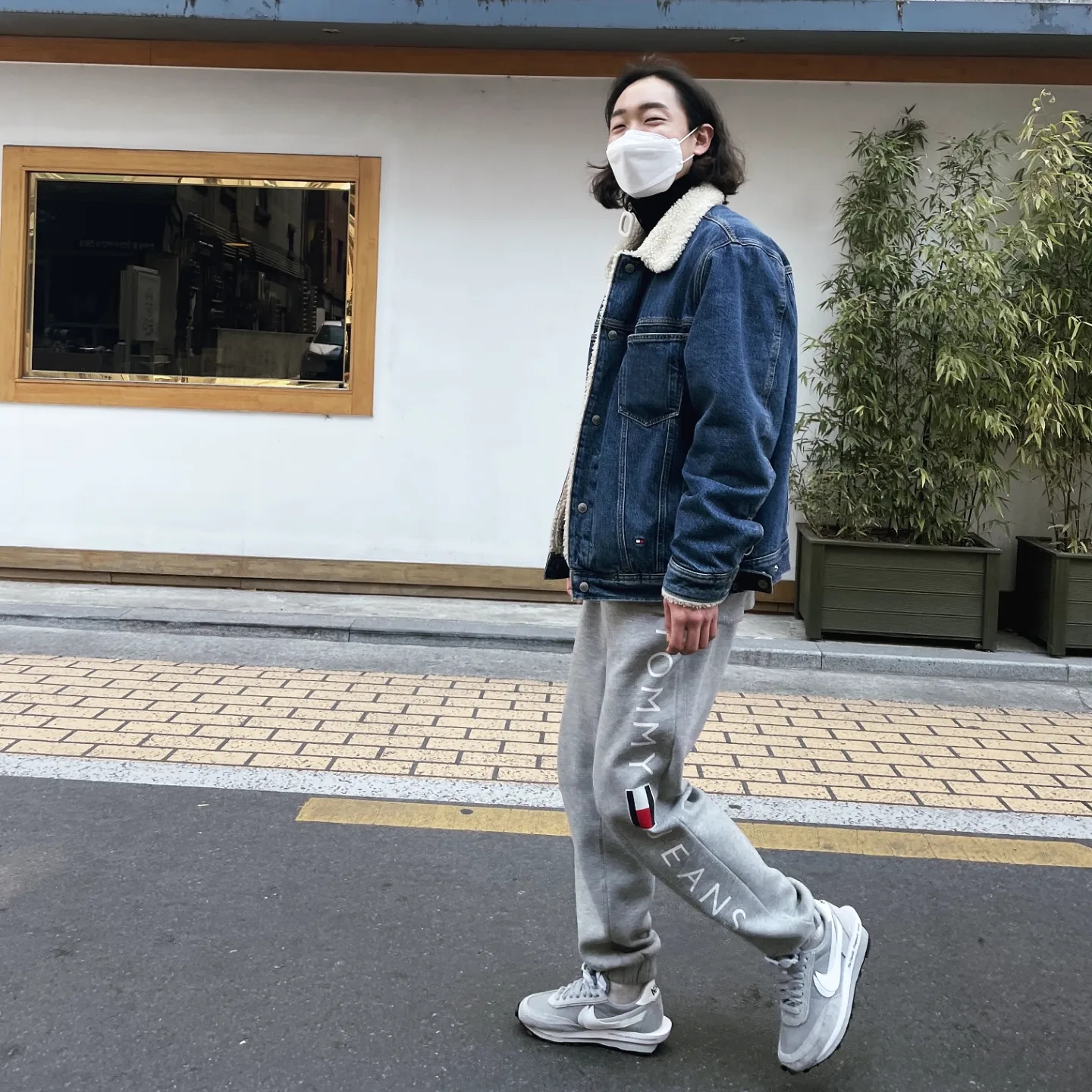 Nike x Sacai x Fragment LDWaffle Light Smoke Grey 착용 스타일 - 1