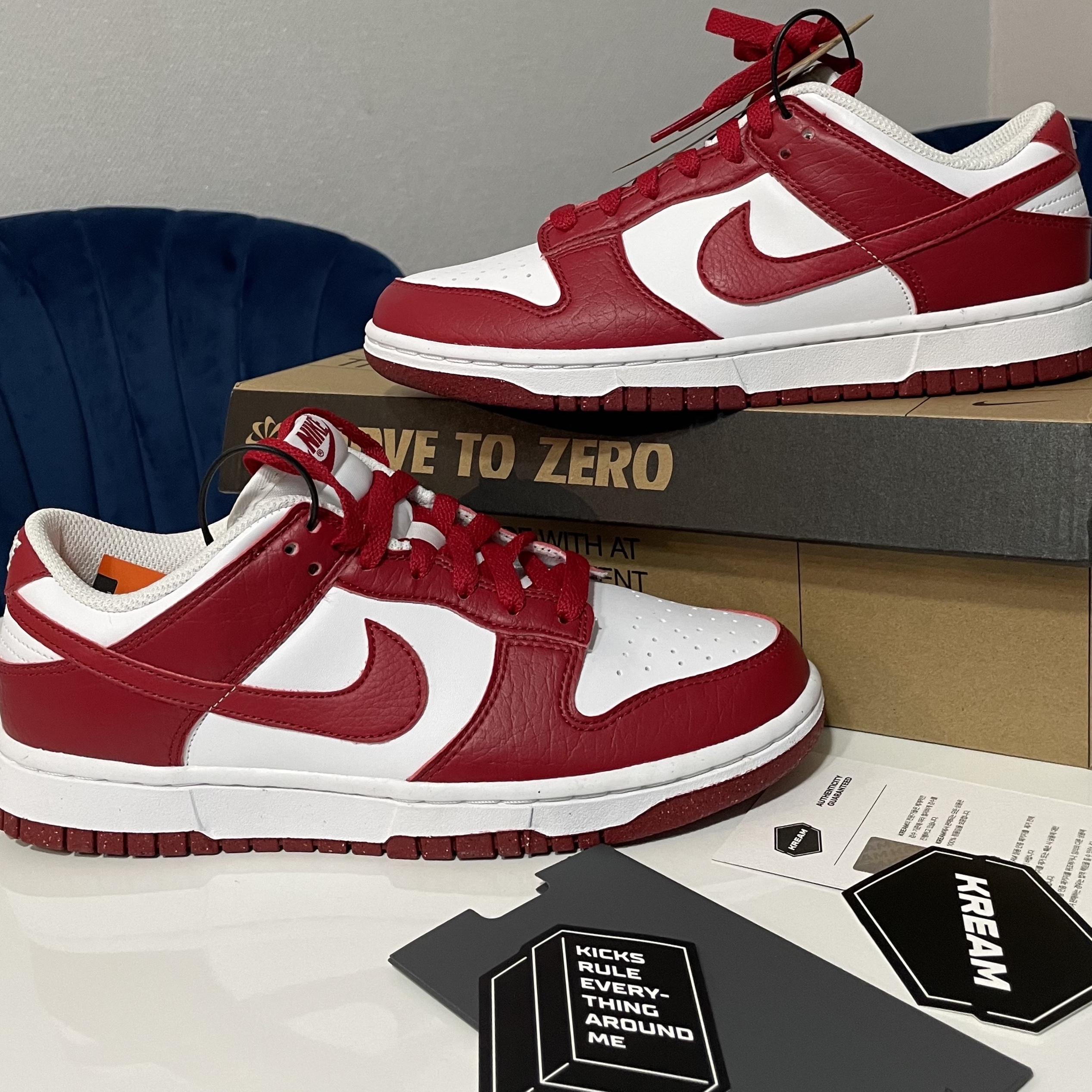 (W) Nike Dunk Low Next Nature Gym Red 착용 스타일 - 1