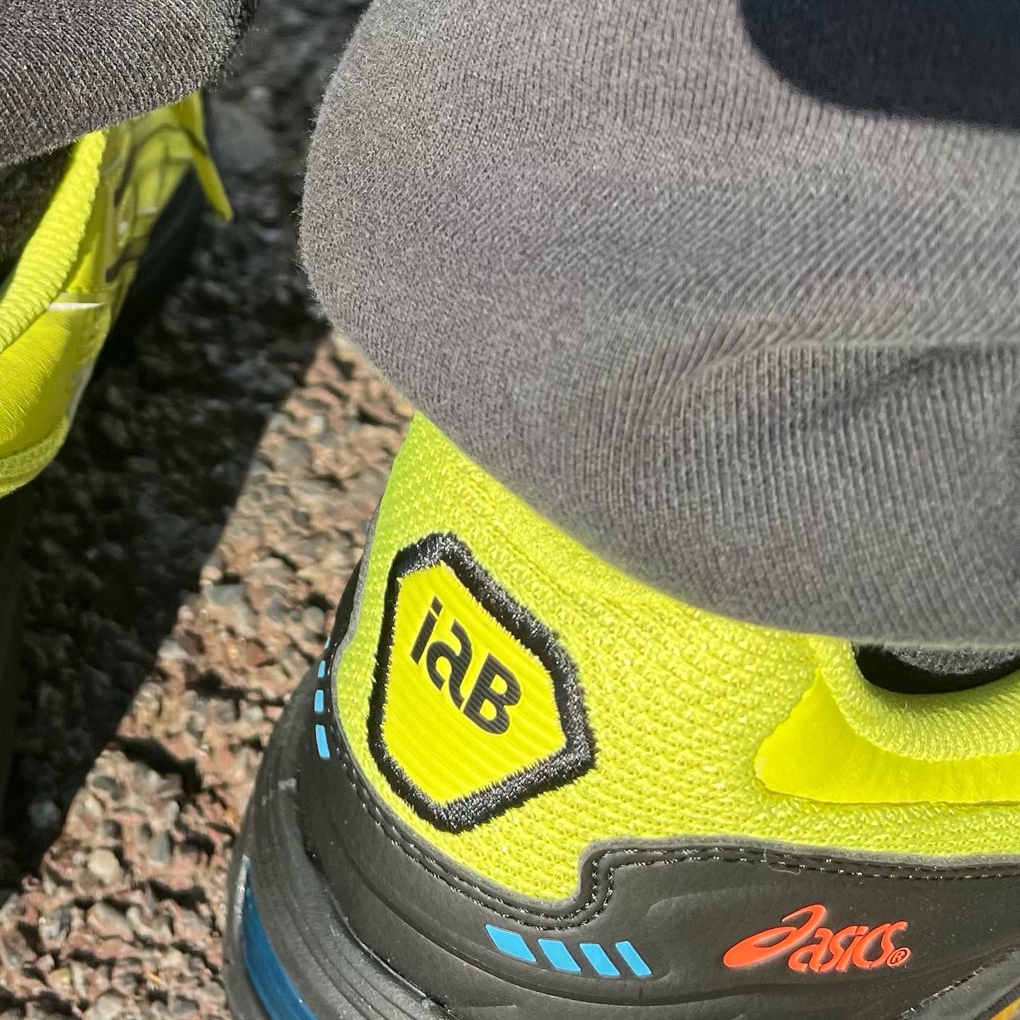 Asics x IAB Studio Gel-1090 Lime 착용 스타일 - 3