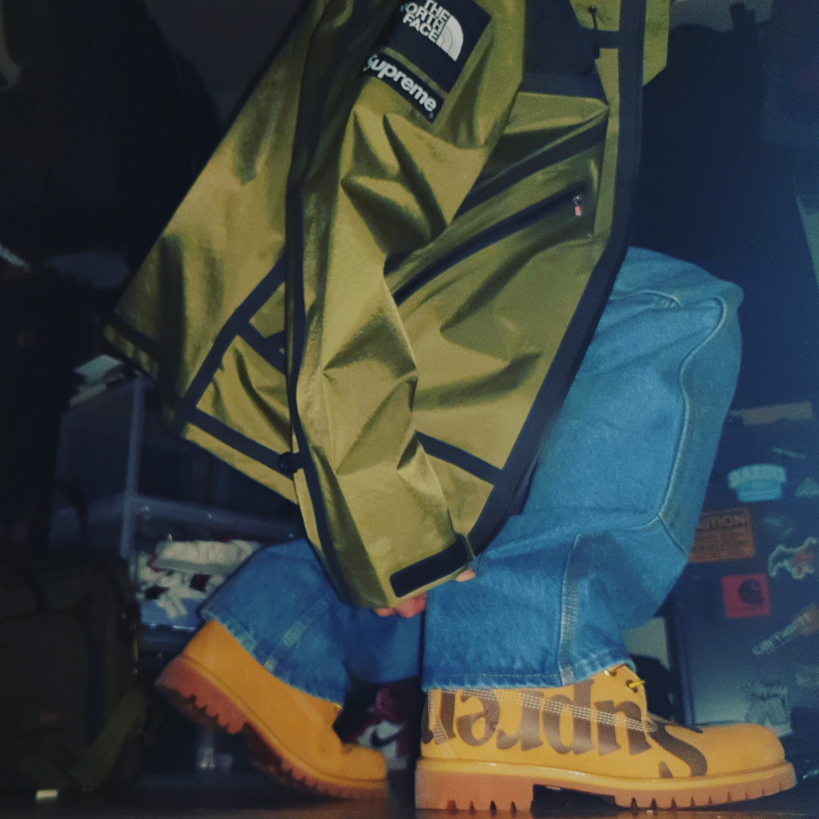 Timberland x Supreme 6 Inch Boot Wheat - Medium, Supreme x Timberland Double Knee Painter Pants Denim - 21SS 착용 스타일