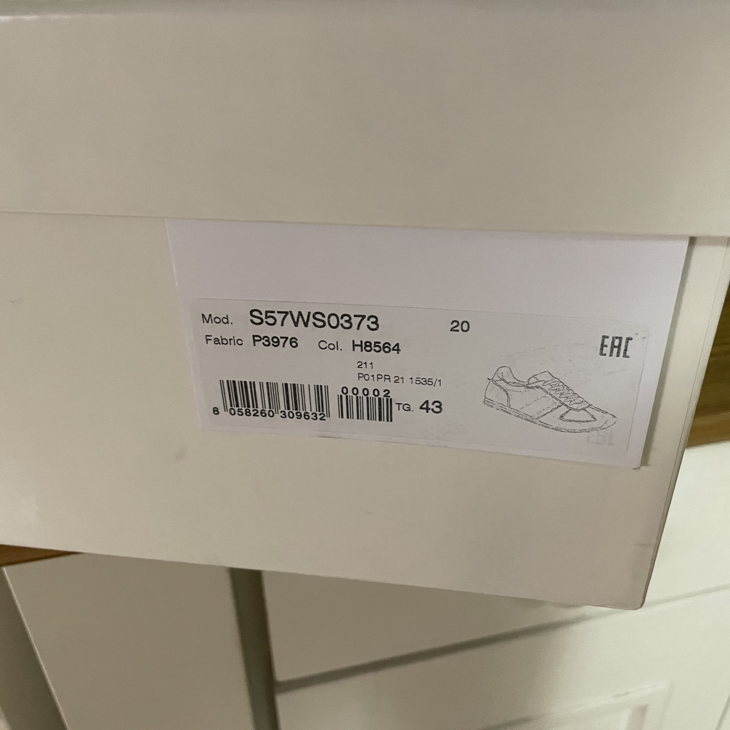 Maison Margiela Replica Runners White 착용 스타일 - 2