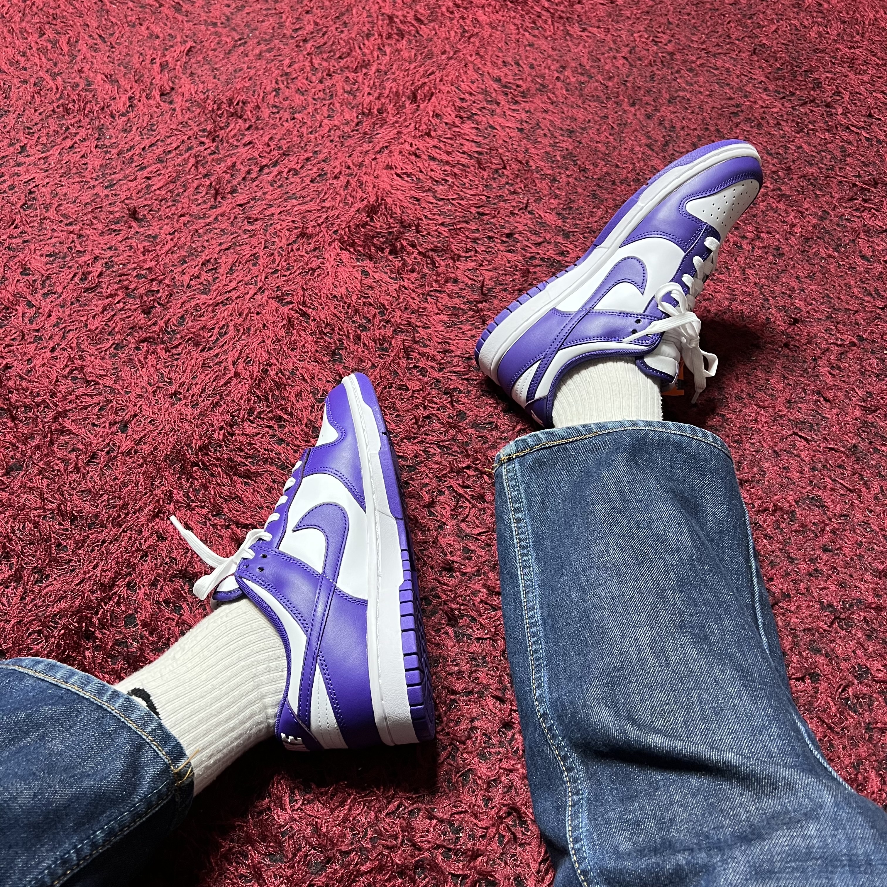 Nike Dunk Low Retro Championship Court Purple 착용 스타일