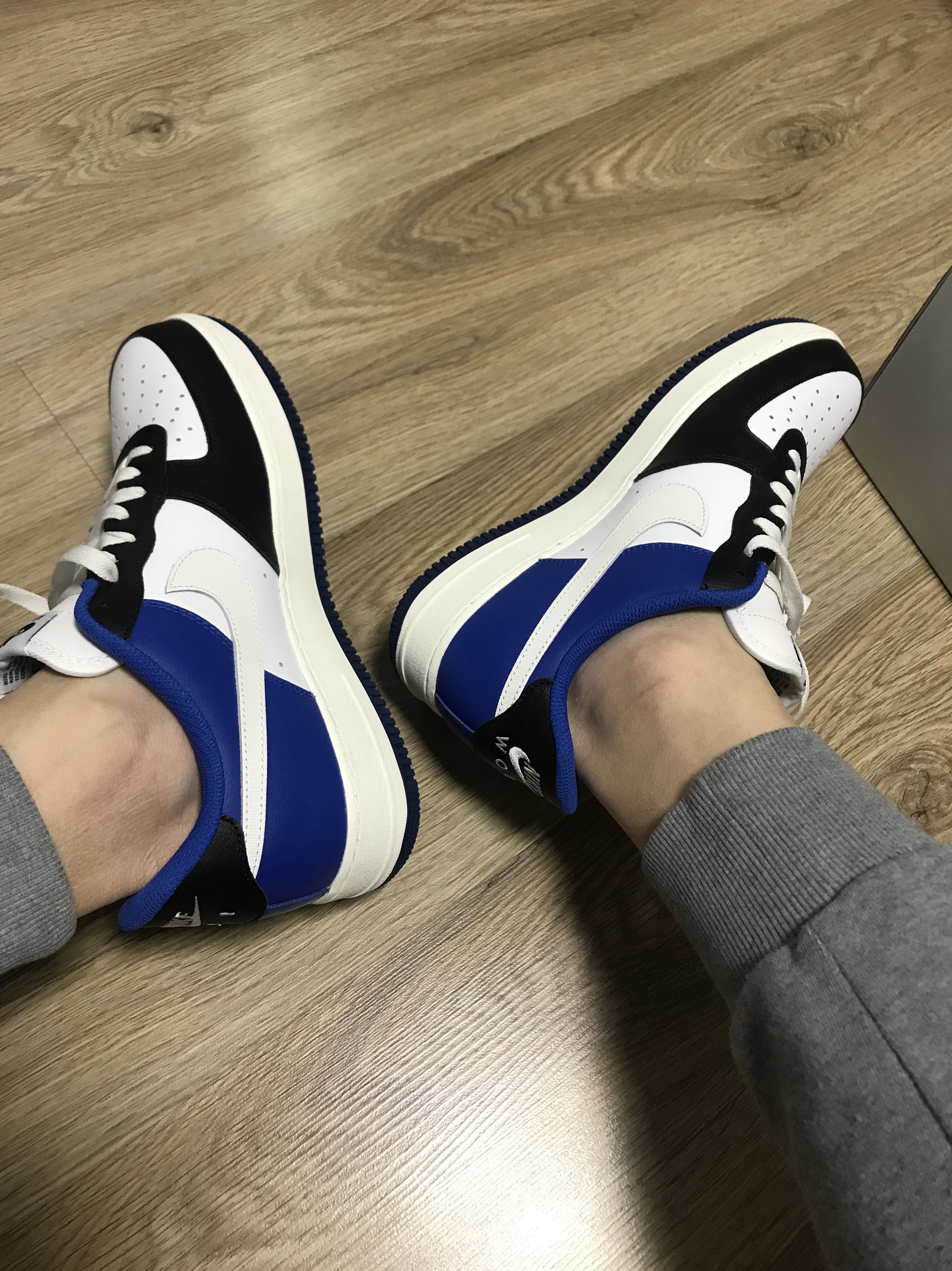 Jordan 1 x Travis Scott x Fragment Retro Low OG SP Military Blue 착용 스타일 - 3