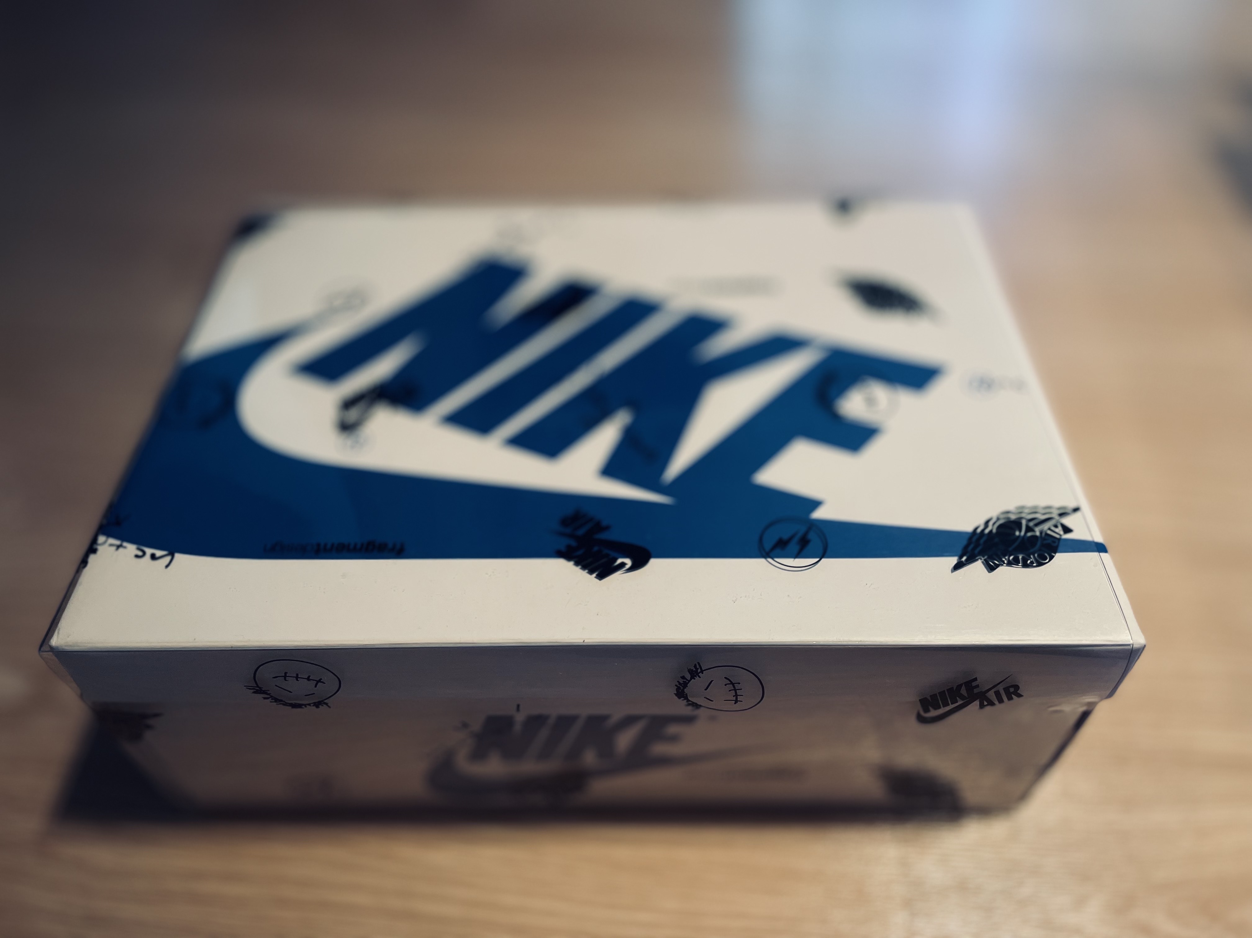 Jordan 1 x Travis Scott x Fragment Retro Low OG SP Military Blue 착용 스타일 - 3