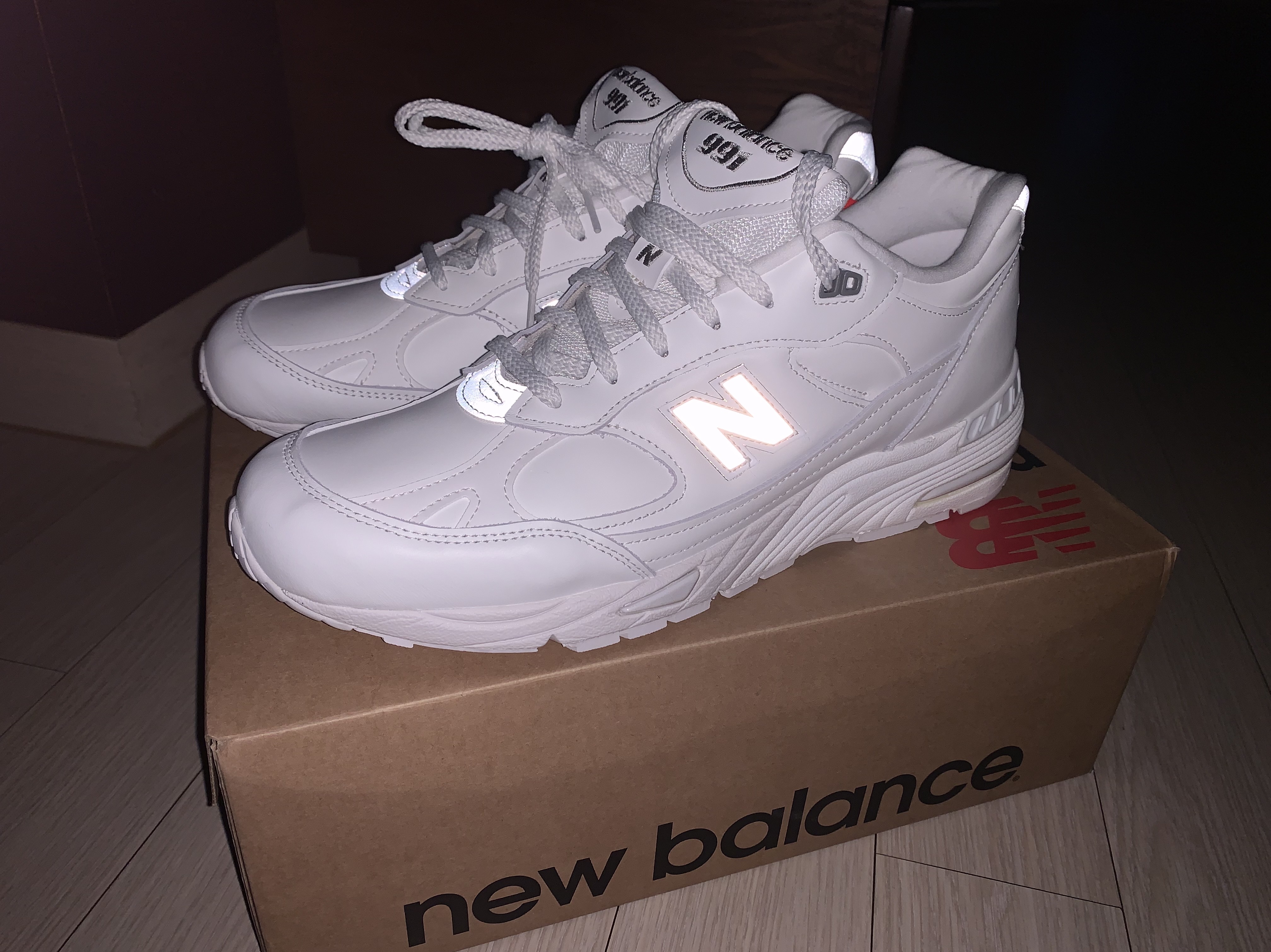 New Balance 991 Made in UK White 착용 스타일 - 2