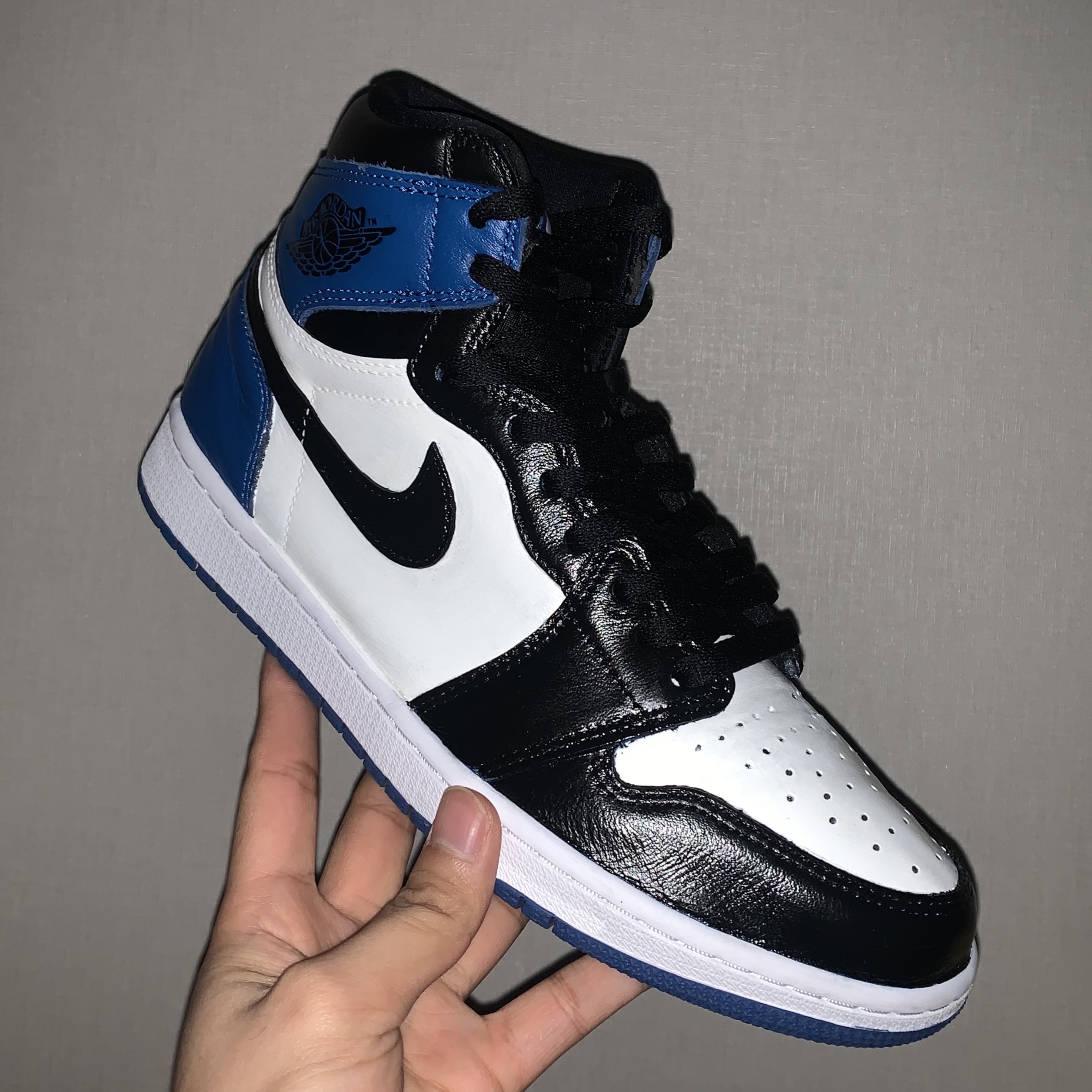 Jordan 1 x Fragment Retro High OG, Jordan 1 Retro High OG Dark Marina Blue ์ฐฉ์ฉ ์คํ์ผ
