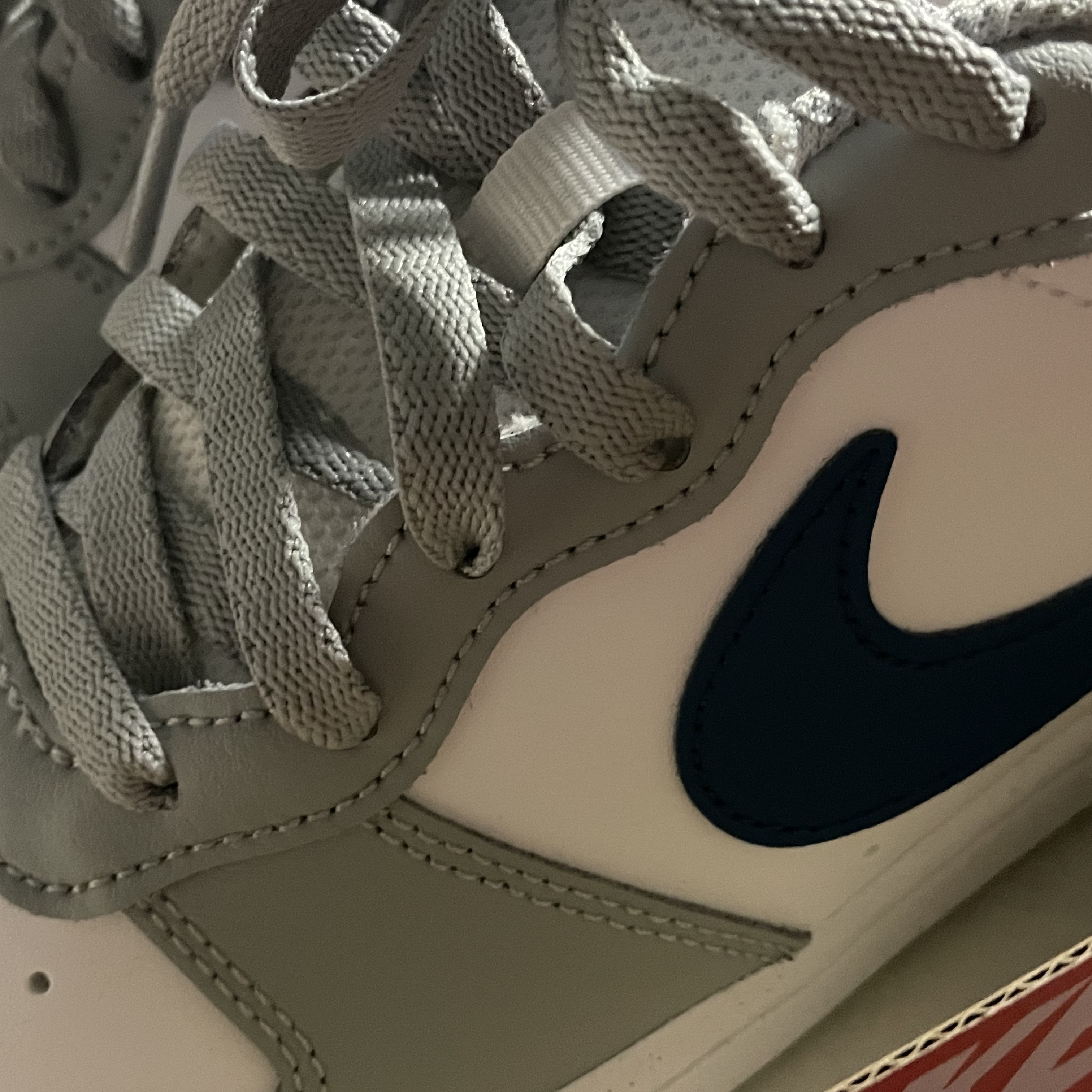 (GS) Nike Court Borough Low 2 Light Smoke Grey 착용 스타일 - 2
