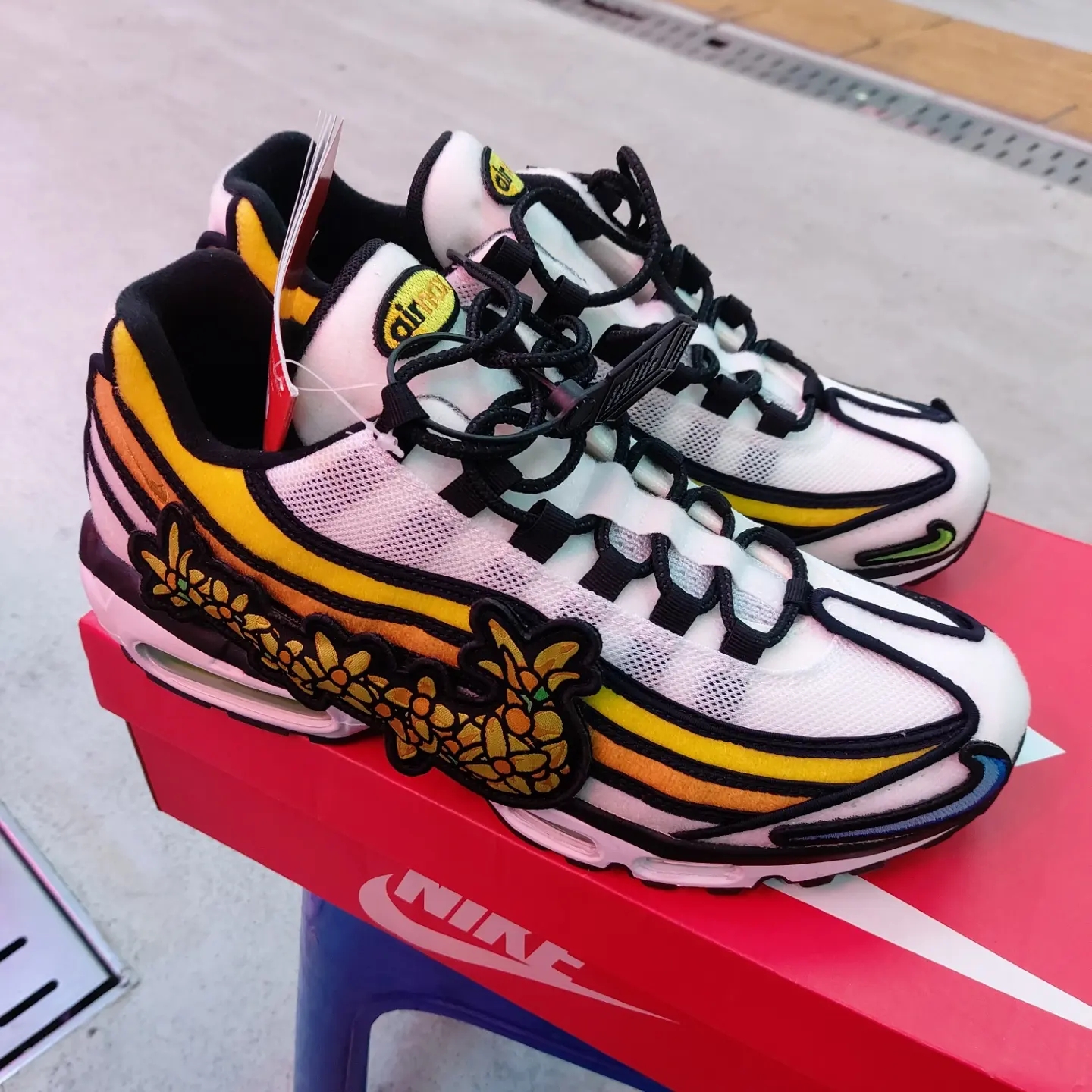 Nike Air Max 95 Pollen Rise 착용 스타일 - 3