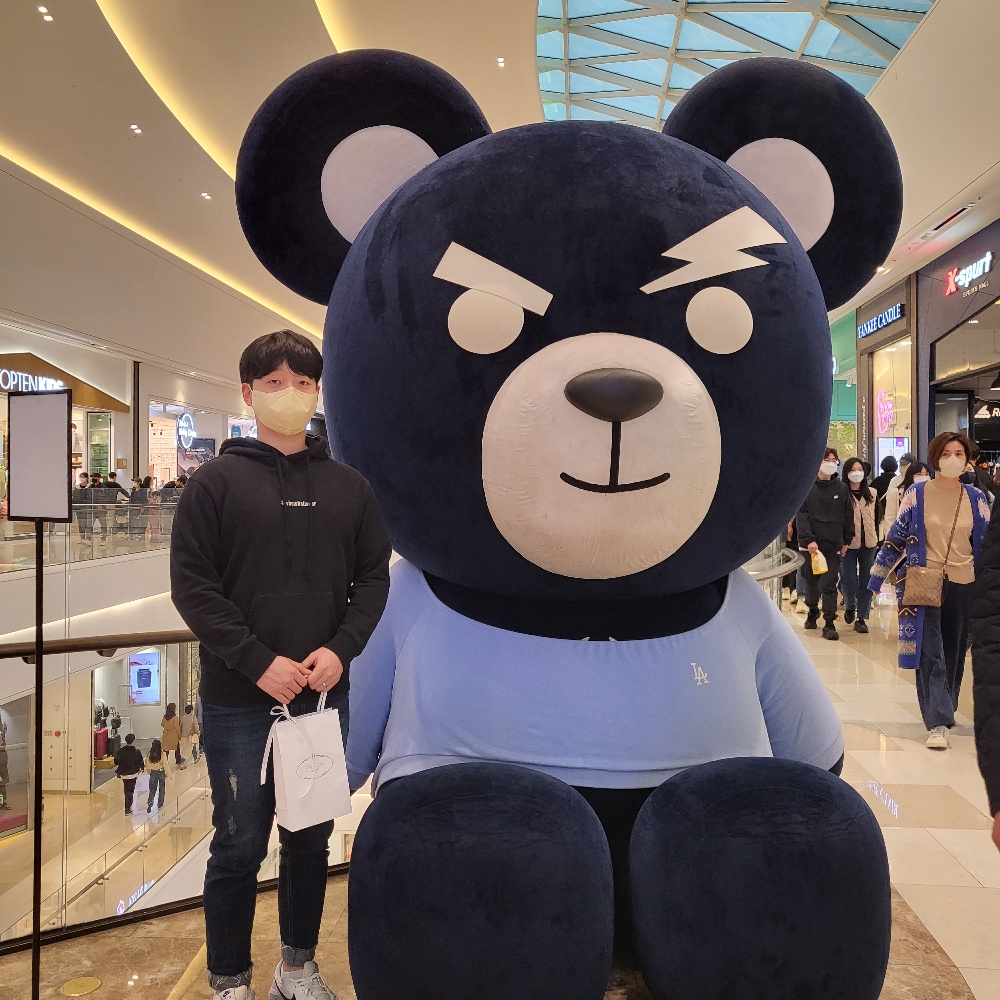 KREAM 프로필 이미지