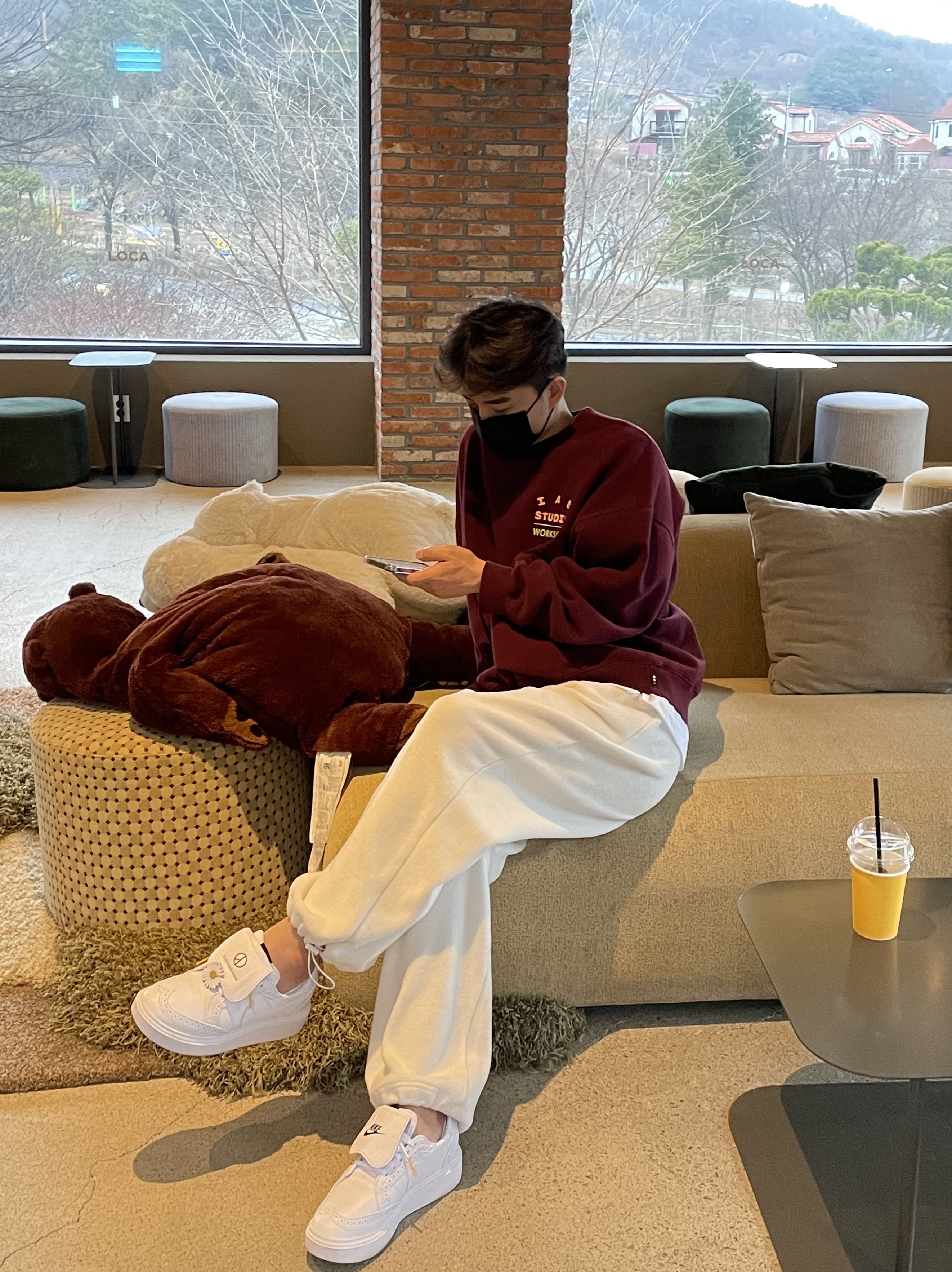 Nike x Peaceminusone Kwondo1 White, IAB Studio Sweatshirt Burgundy for Worksout - 19FW 착용 스타일 - 2