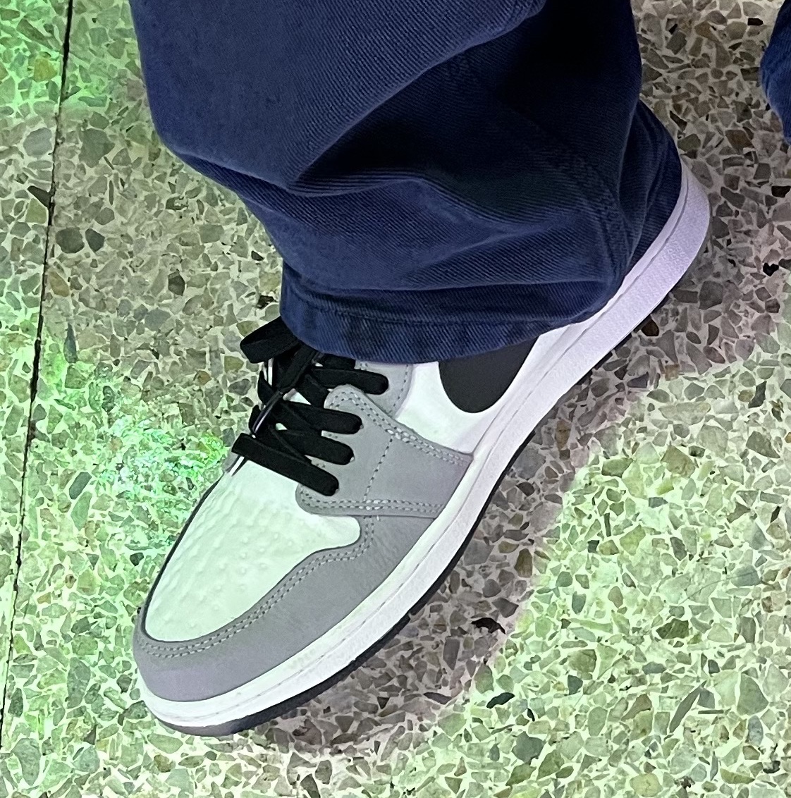 Jordan 1 Element Gore-Tex Sail 착용 스타일