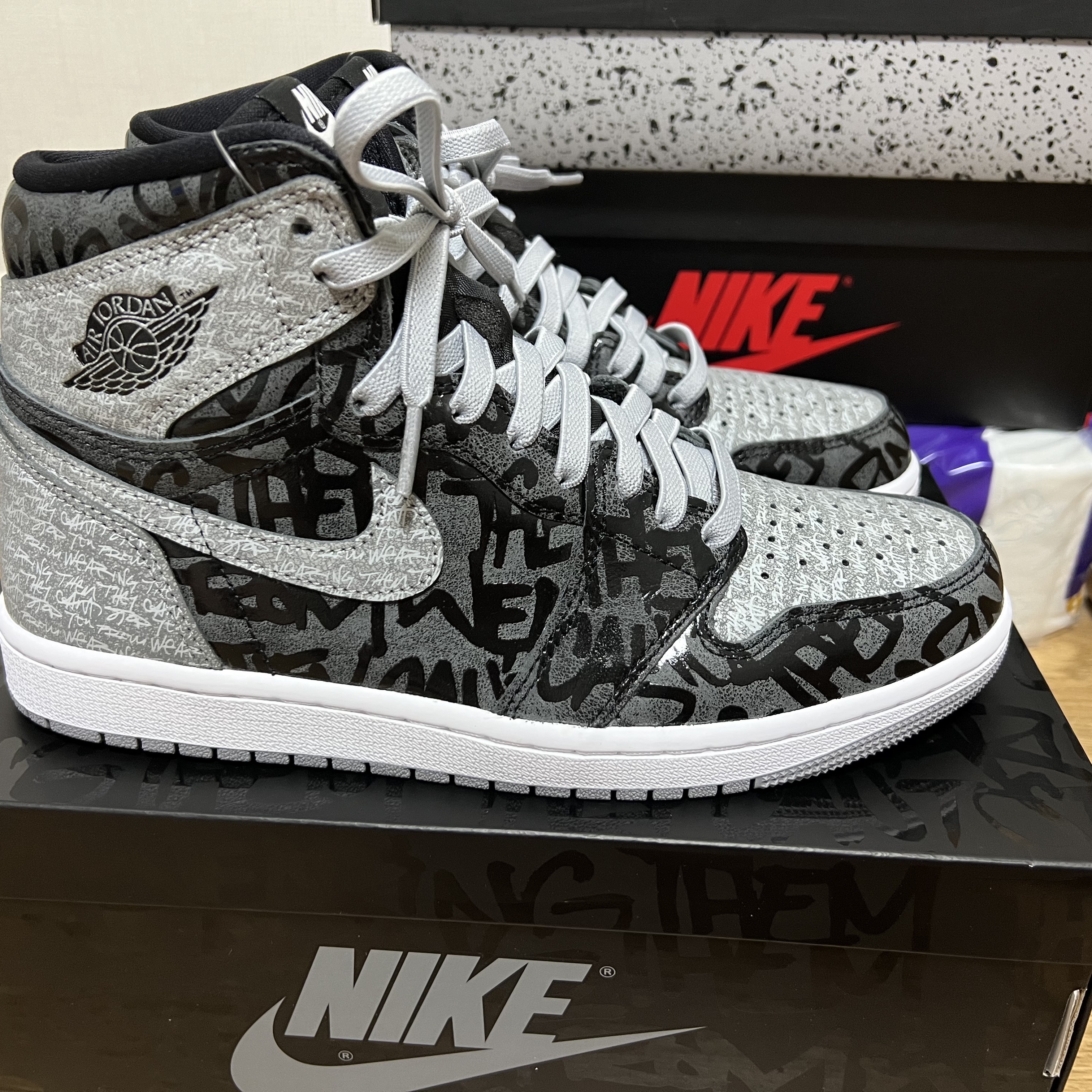 Jordan 1 Retro High OG Rebellionaire 착용 스타일