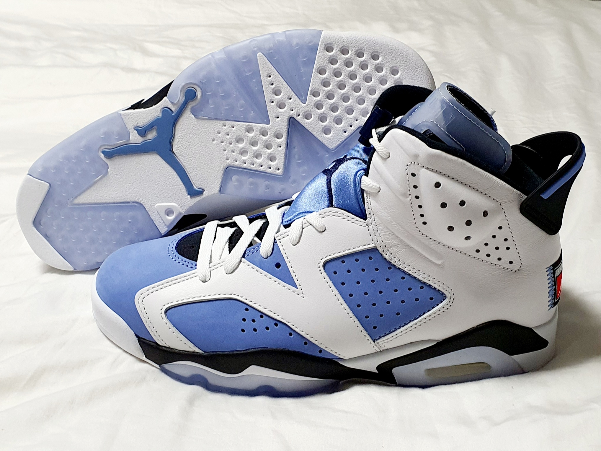 Jordan 6 Retro University Blue 착용 스타일 - 4