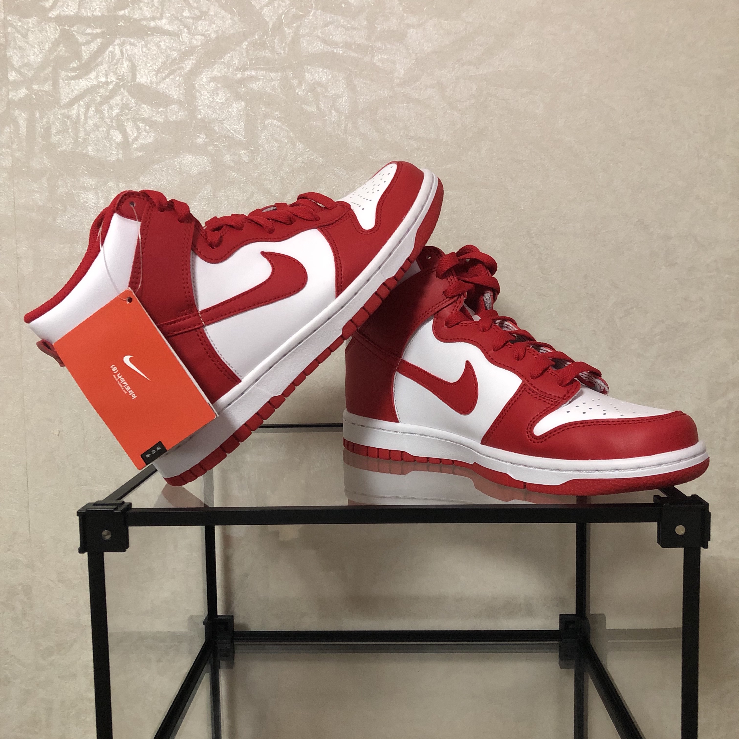 (GS) Nike Dunk High Championship White and Red, Nike Dunk High Retro Championship White and Red 착용 스타일 - 1