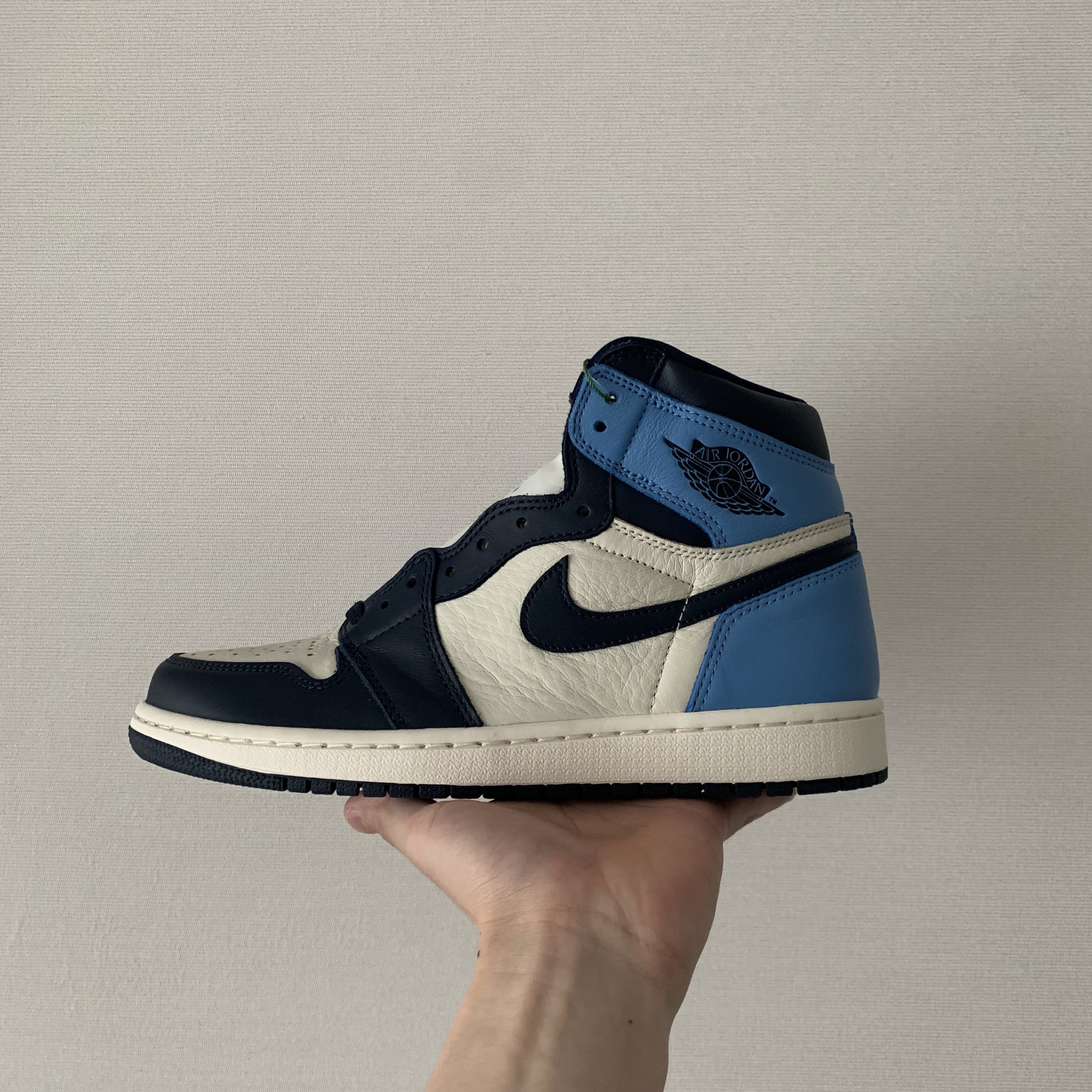 Jordan 1 Retro High Obsidian UNC 착용 스타일