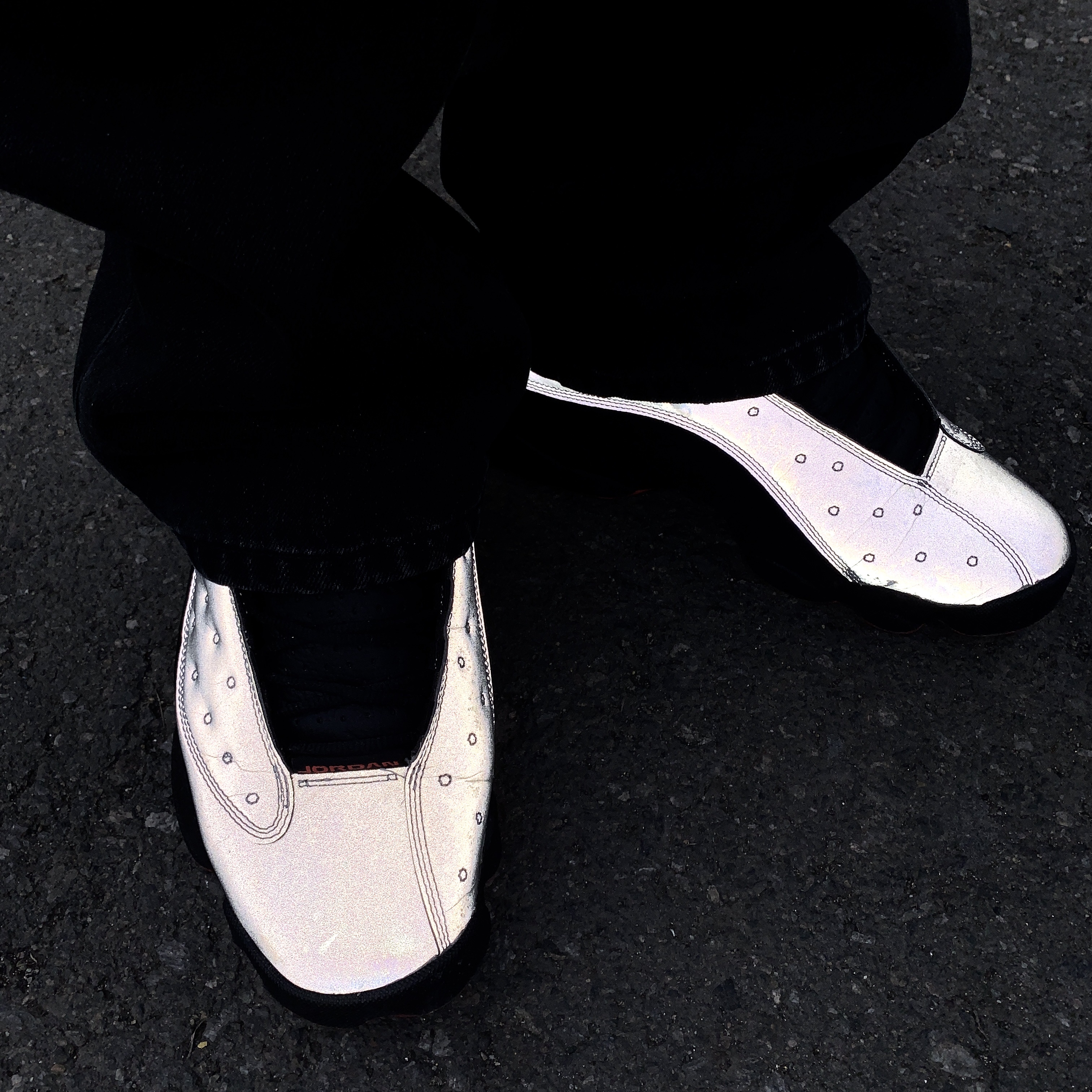 Jordan 13 Retro PRM 3M Reflective Silver 착용 스타일