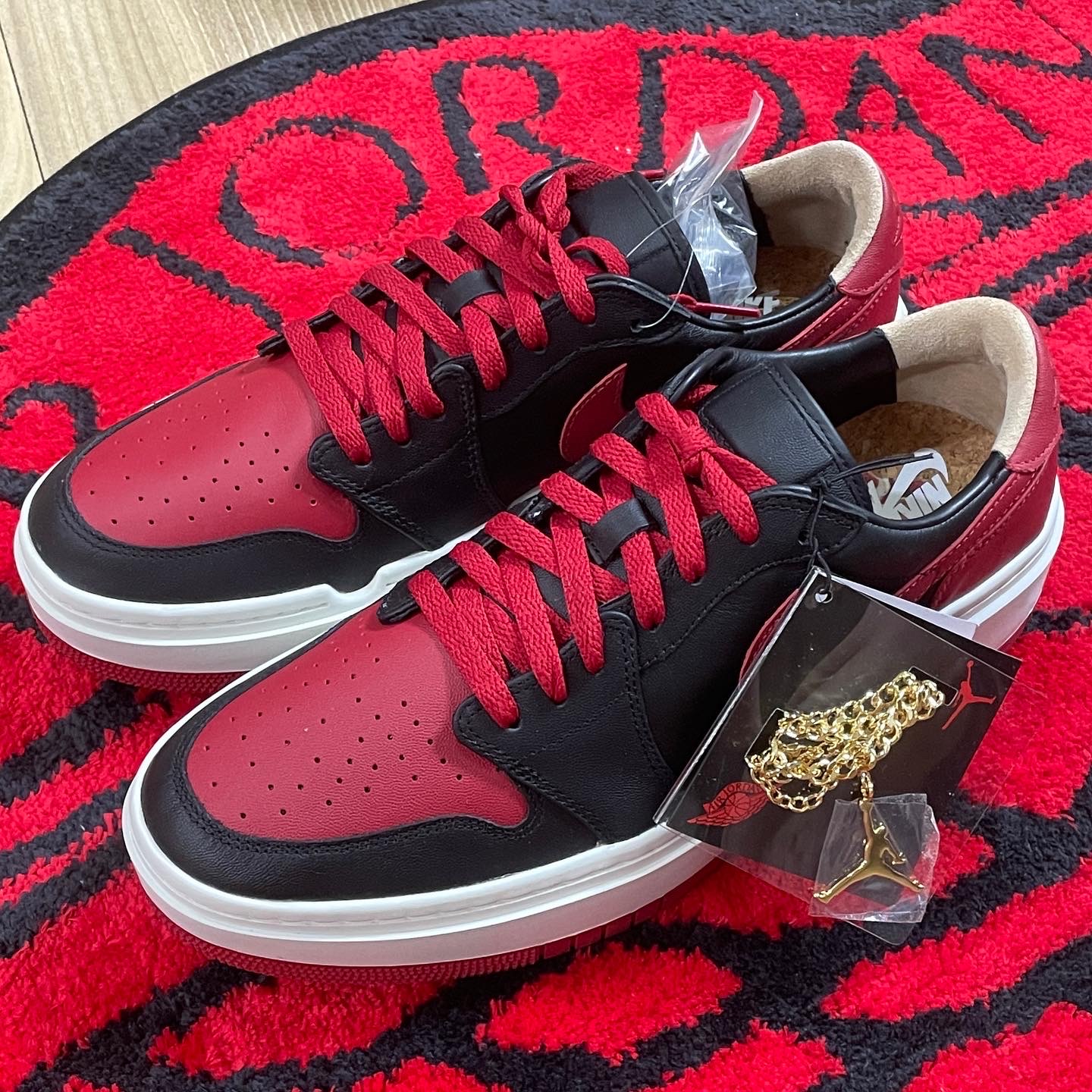 (W) Jordan 1 Elevate Low SE Bred 착용 스타일 - 1
