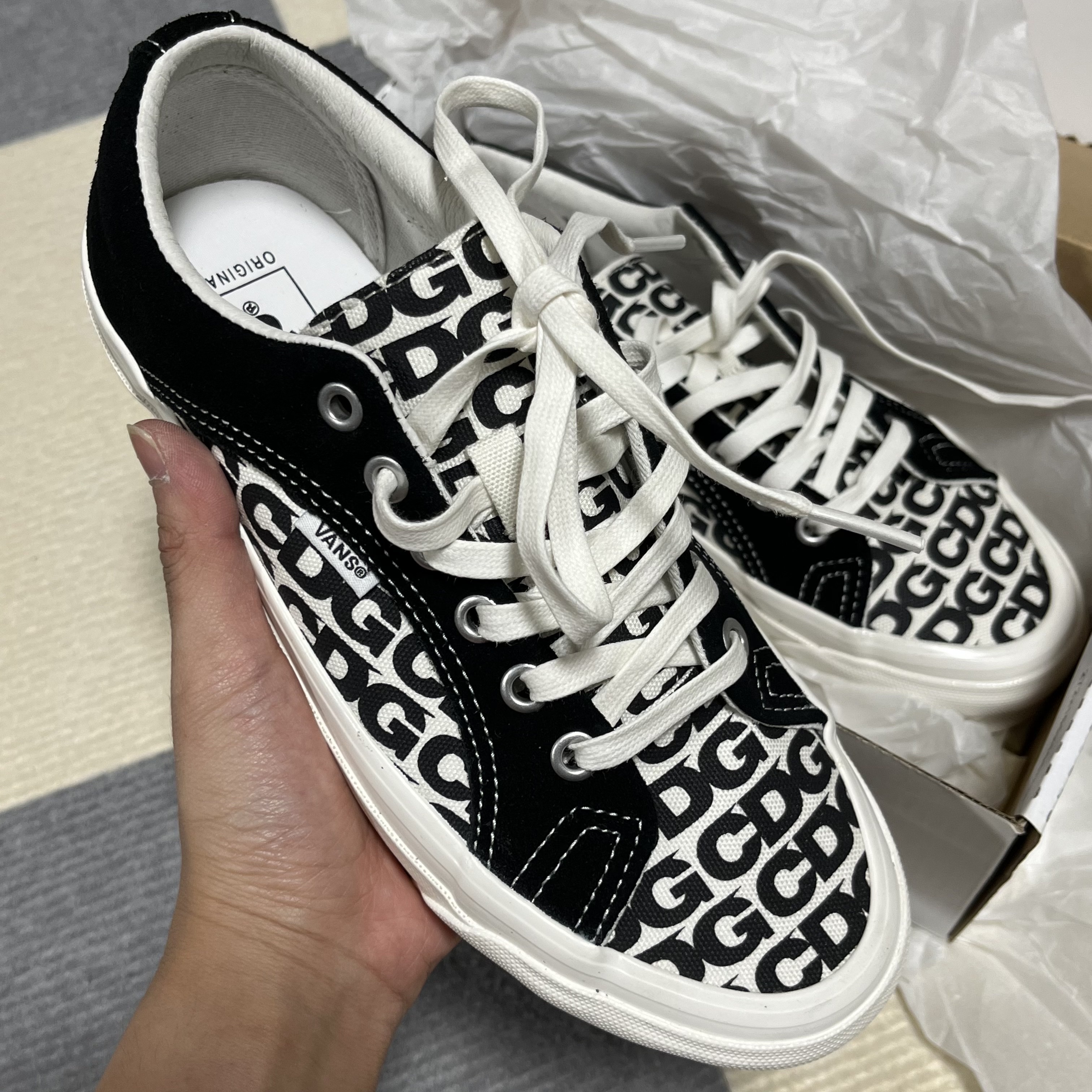 Vans Vault x CDG Lampin LX 2021 착용 스타일 - 1
