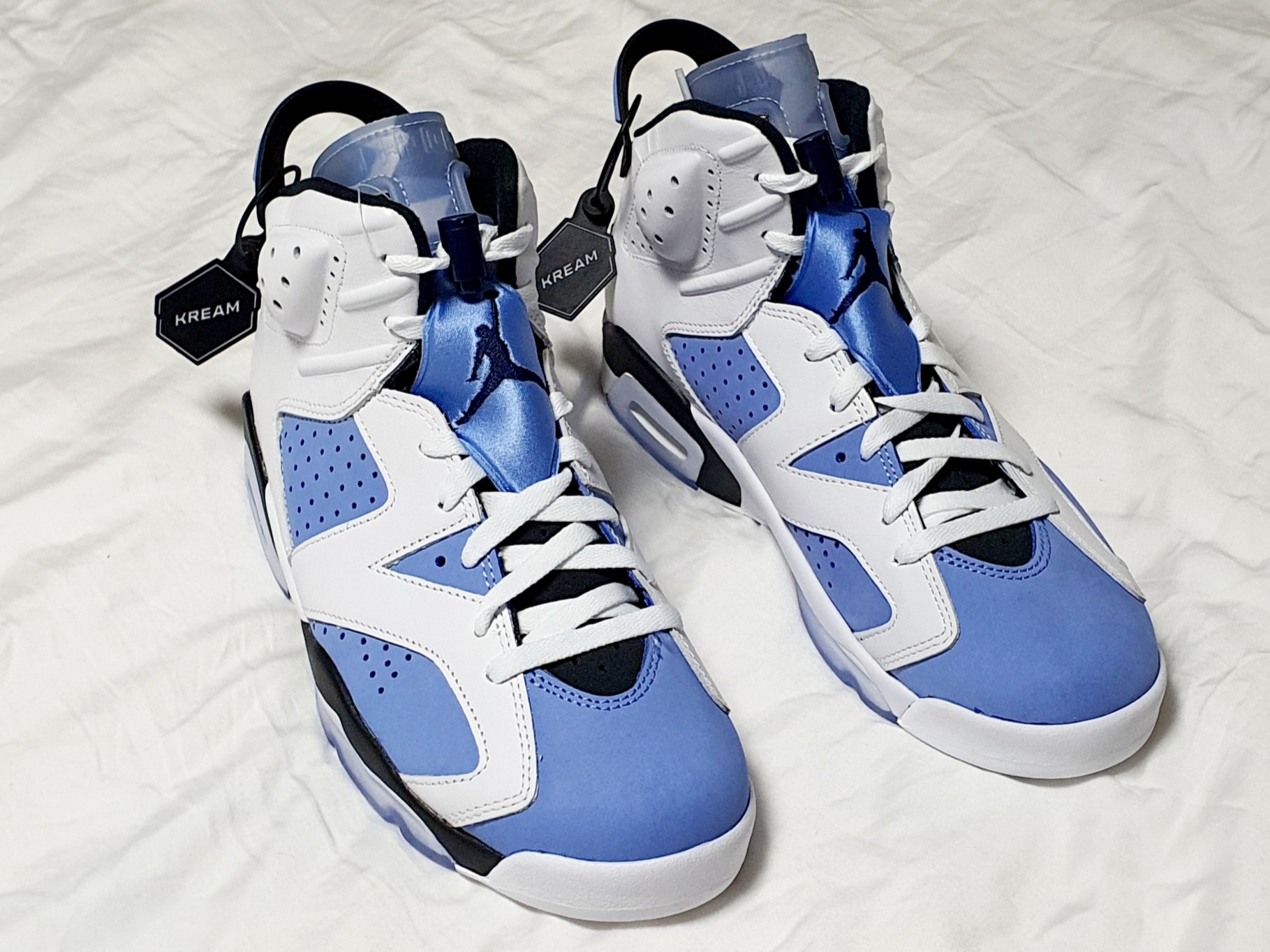 Jordan 6 Retro University Blue 착용 스타일 - 1
